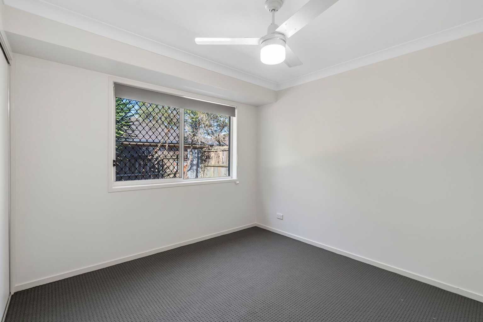 24 Piccadilly Street Bellmere