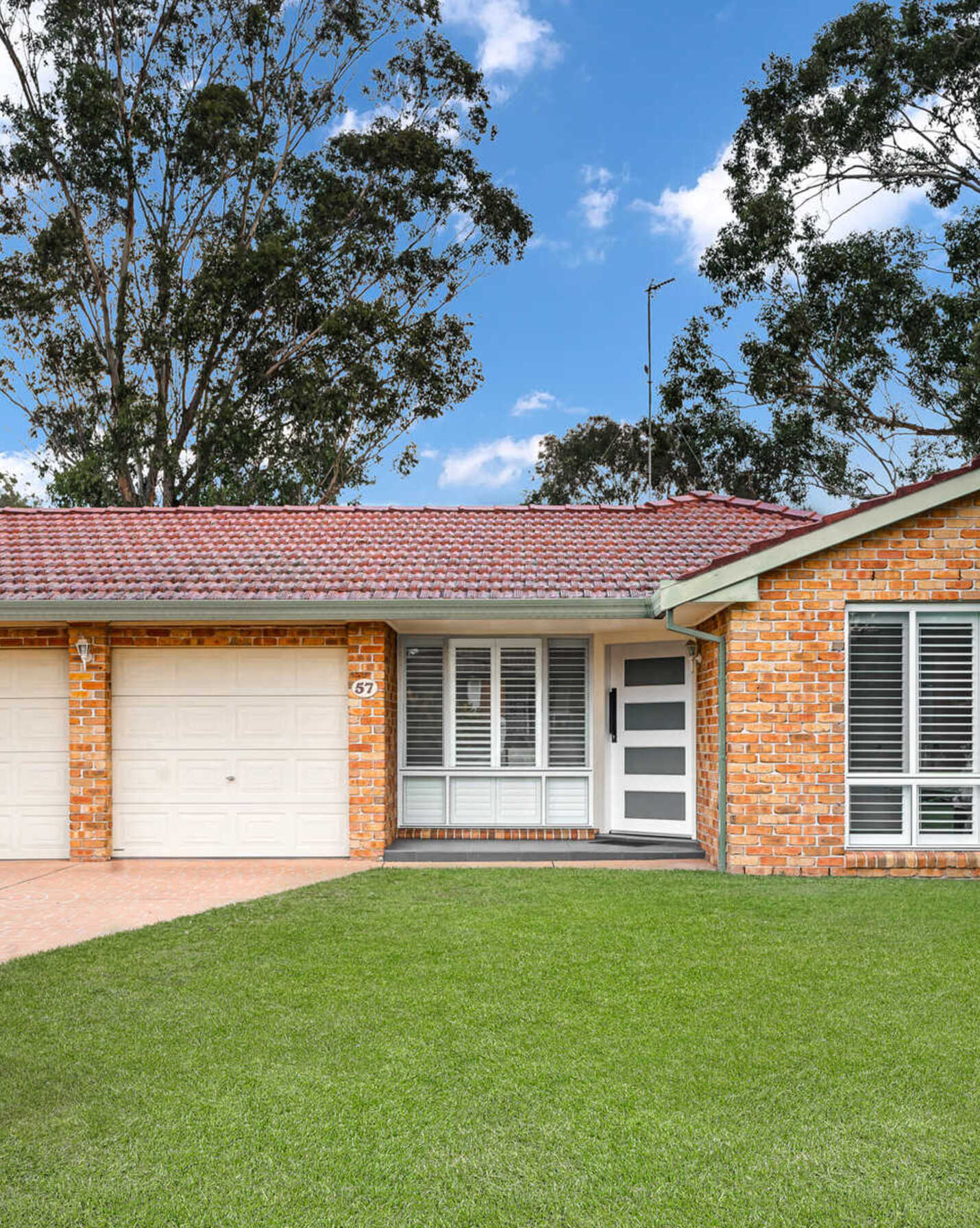 57 Kunipipi Street St Clair, Clair - Image 1