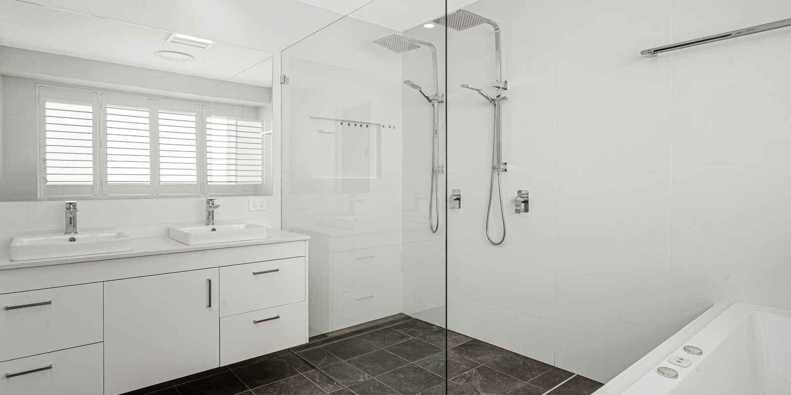 57 Kunipipi Street St Clair
