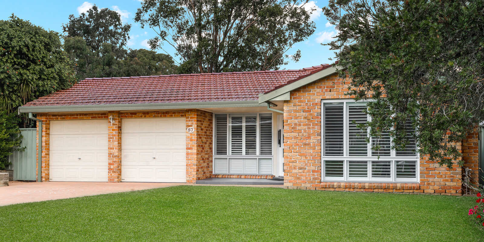 57 Kunipipi Street St Clair