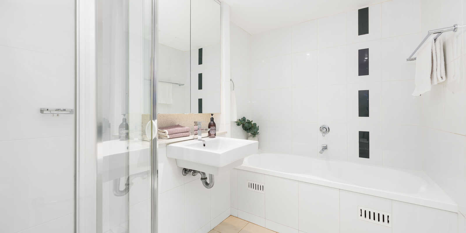 21/22 Crystal Street Waterloo