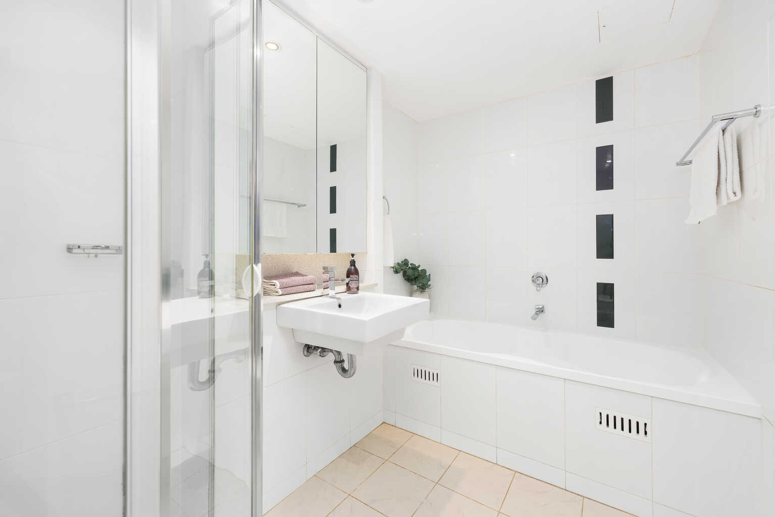 21/22 Crystal Street Waterloo