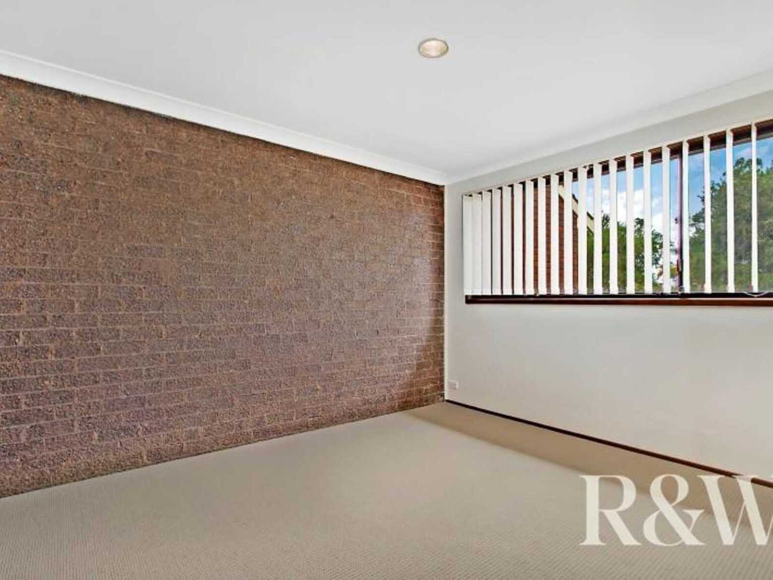 20/1 Noela Place Oxley Park