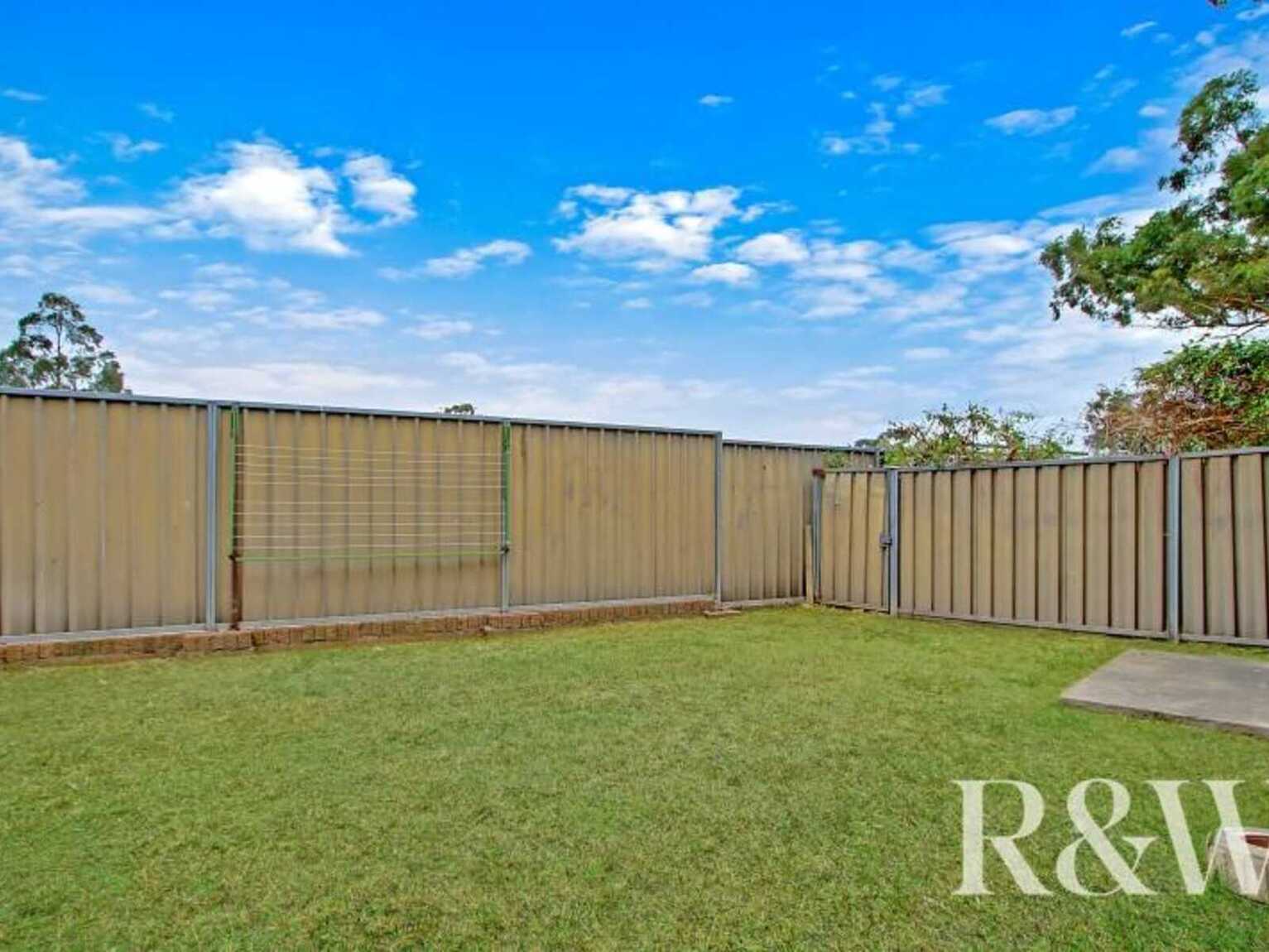 20/1 Noela Place Oxley Park