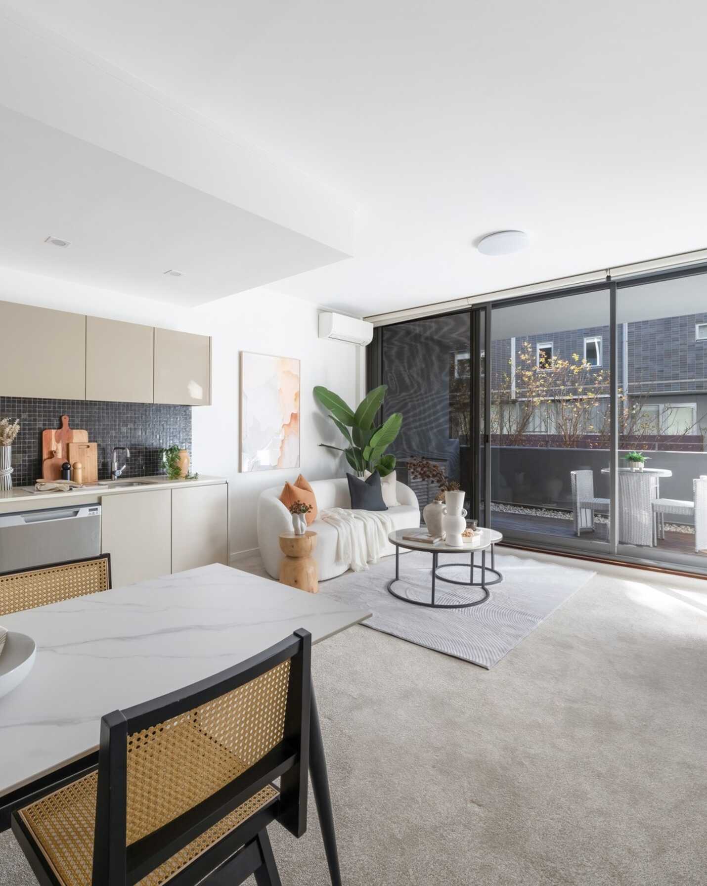 315/2-4 Powell Street Waterloo, Waterloo - Image 1