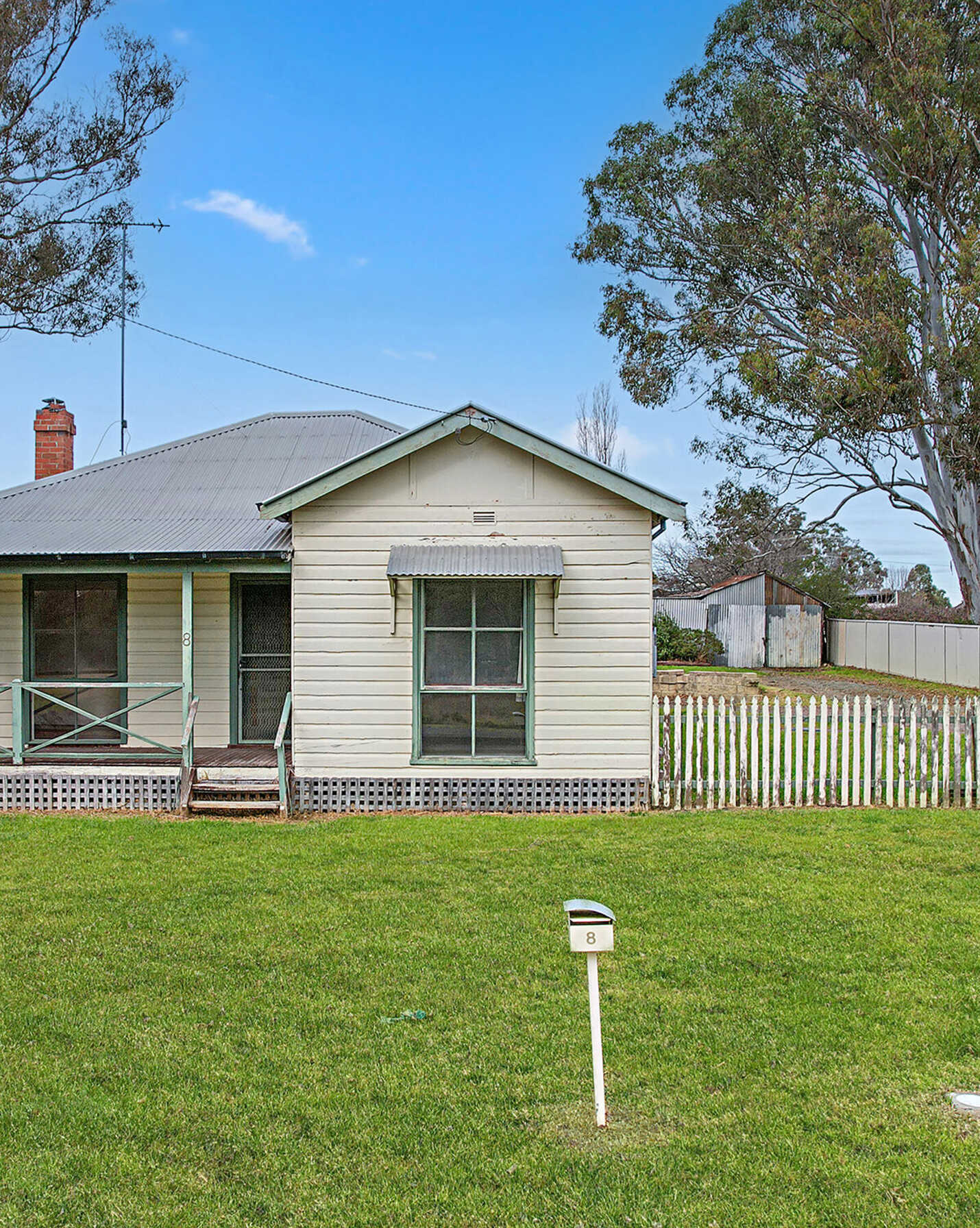8 Railway Parade Marulan, Marulan - Image 1