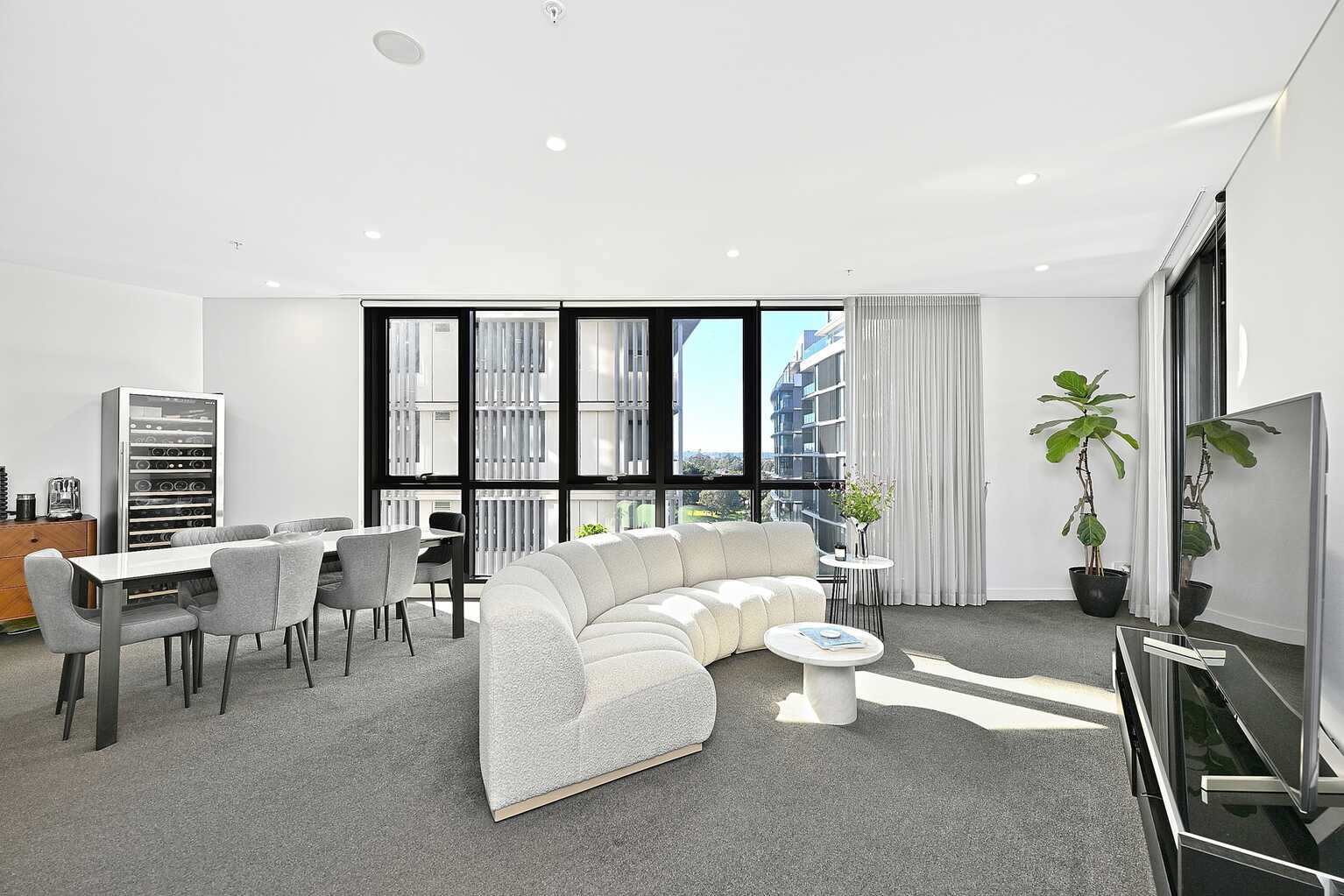 706/9 Brodie Spark Drive Wolli Creek 706/9 Brodie Spark Drive Wolli Creek