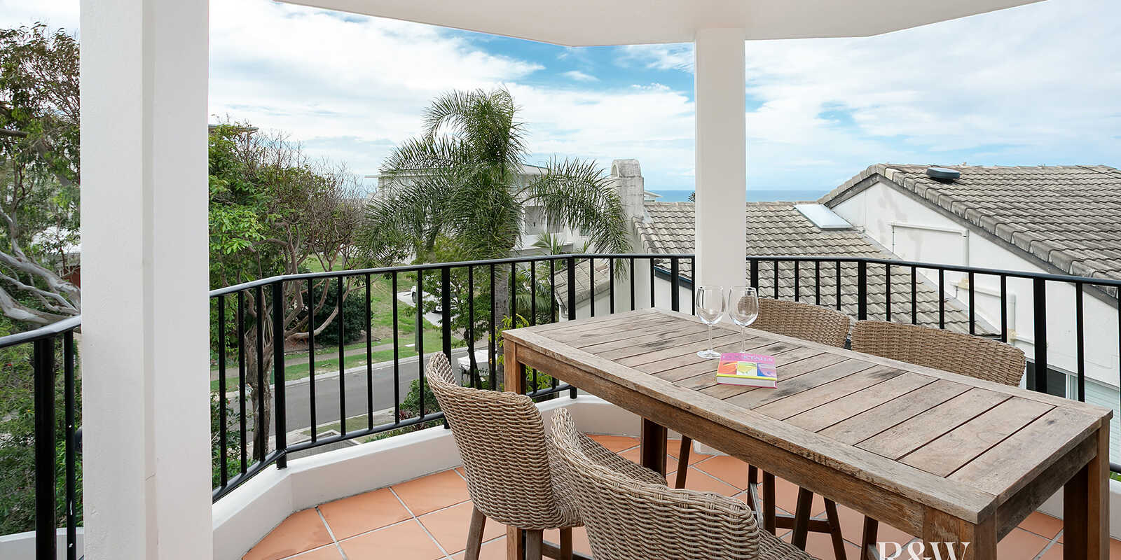 8/2 Park Crescent Sunshine Beach 8/2 Park Crescent Sunshine Beach