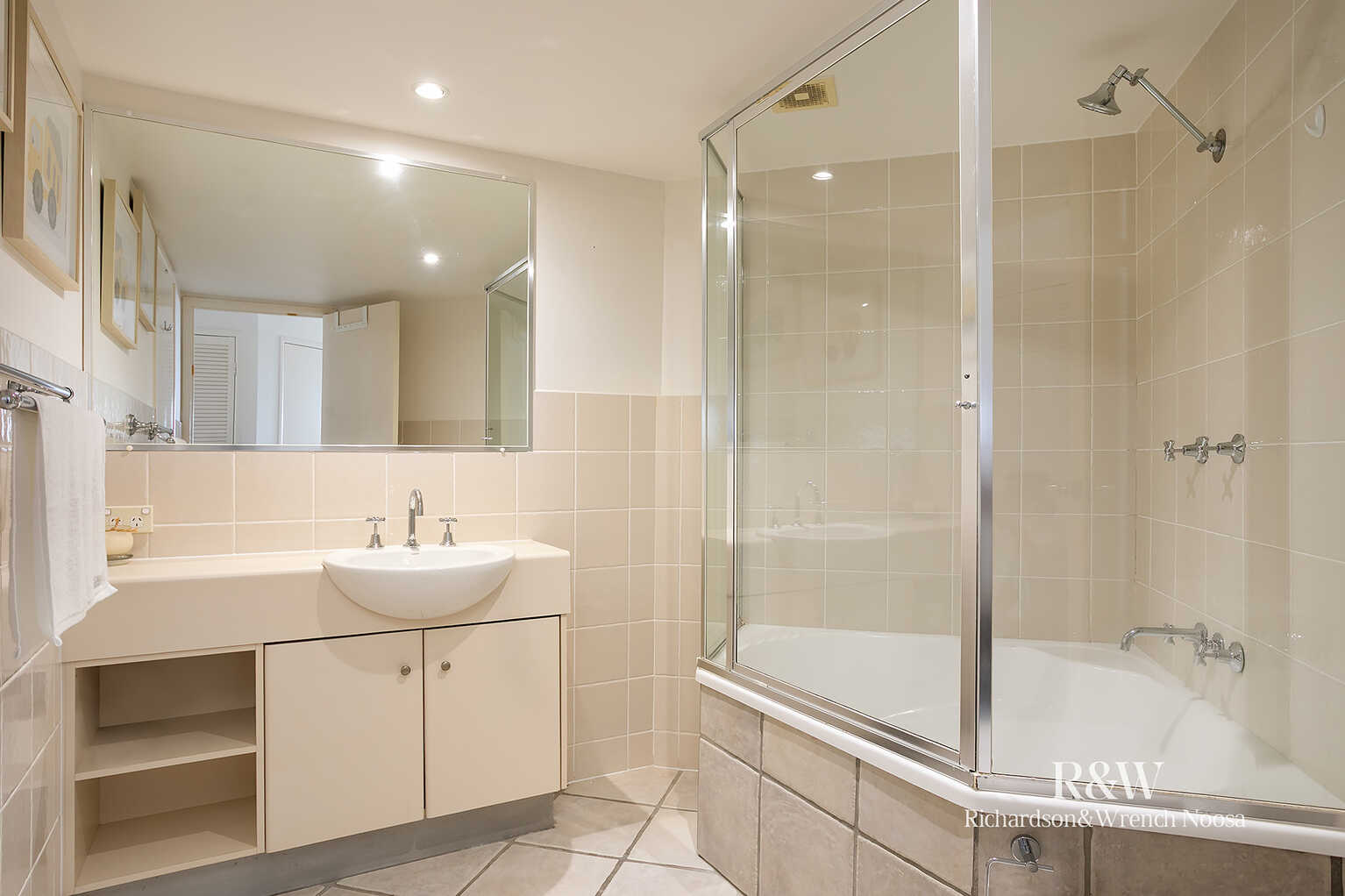 8/2 Park Crescent Sunshine Beach 8/2 Park Crescent Sunshine Beach