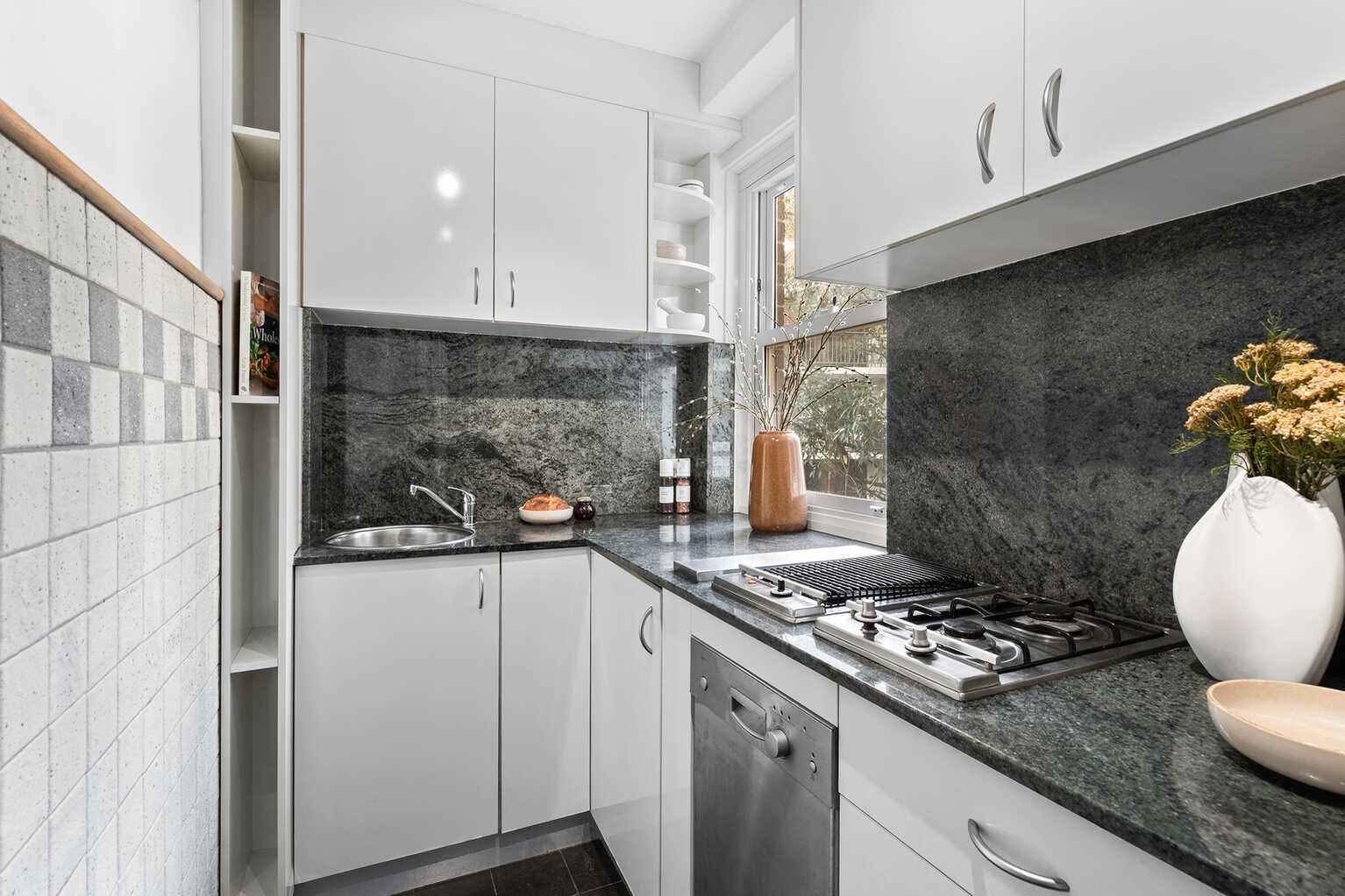 18/4 Macleay Street Potts Point 18/4 Macleay Street Potts Point