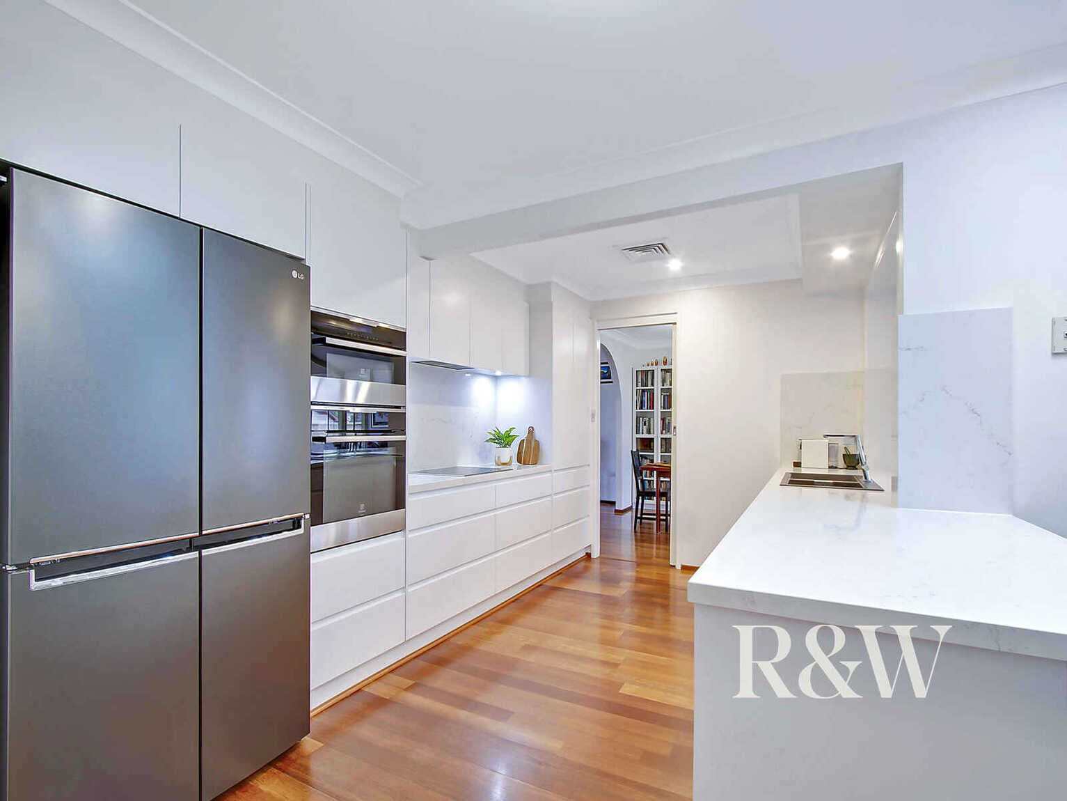 12 The Grandstand St Clair 12 The Grandstand St Clair