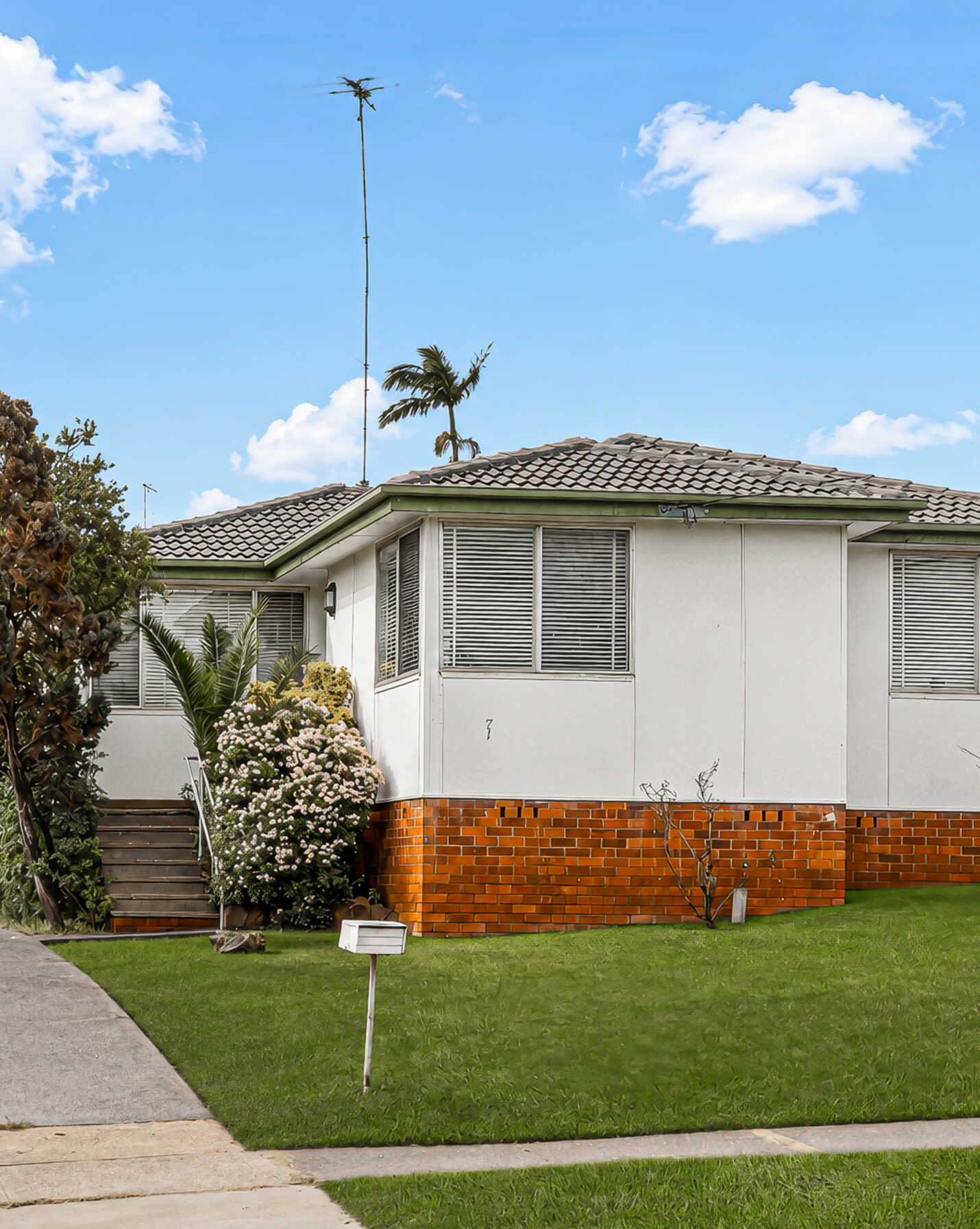 71 Beaconsfield Road, Rooty Hill - Image 1