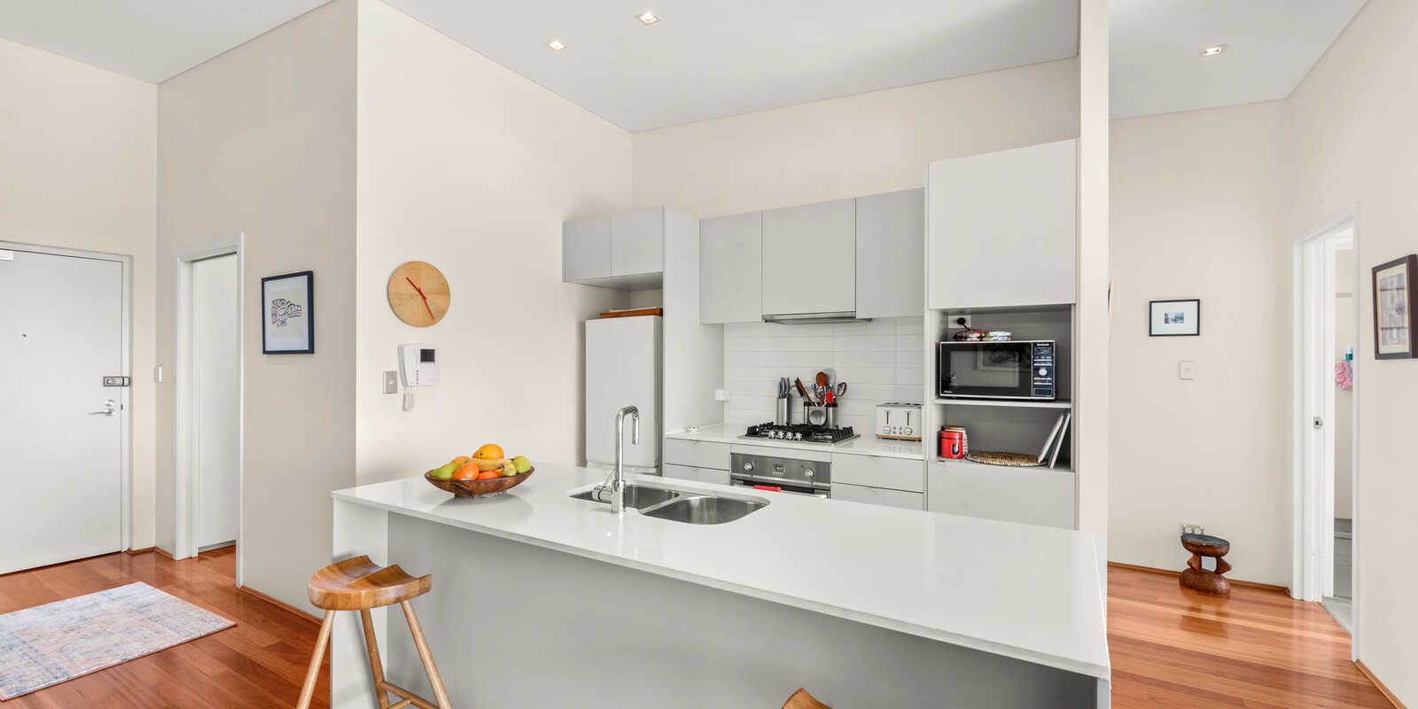29/7-11 Henderson Street Bondi