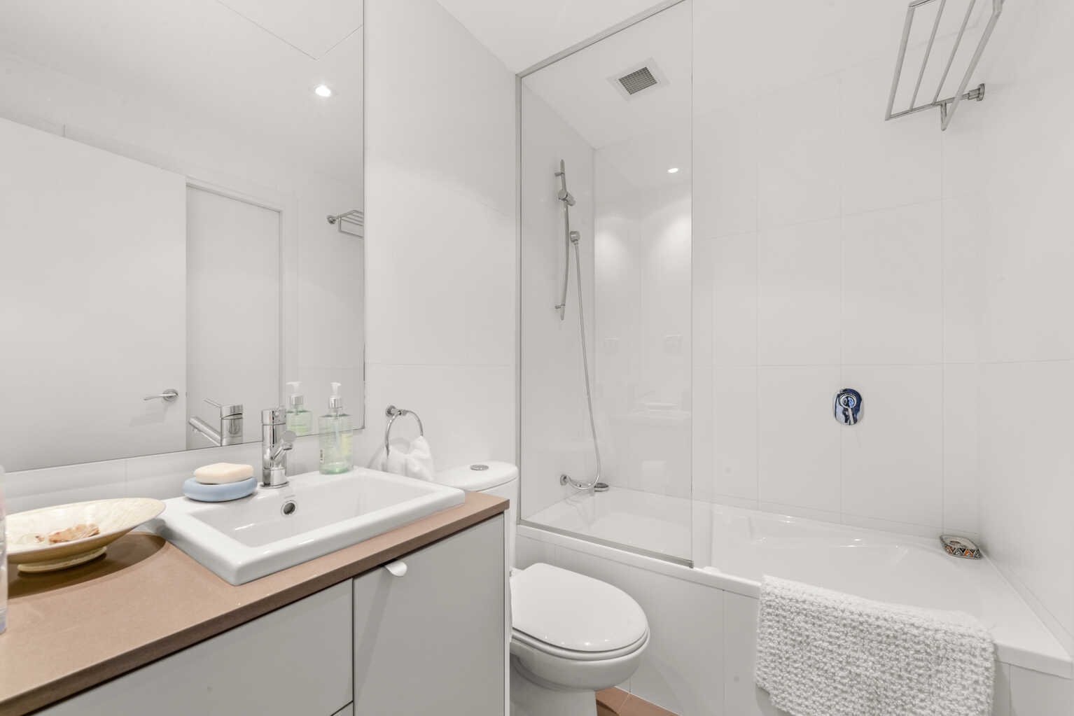 29/7-11 Henderson Street Bondi