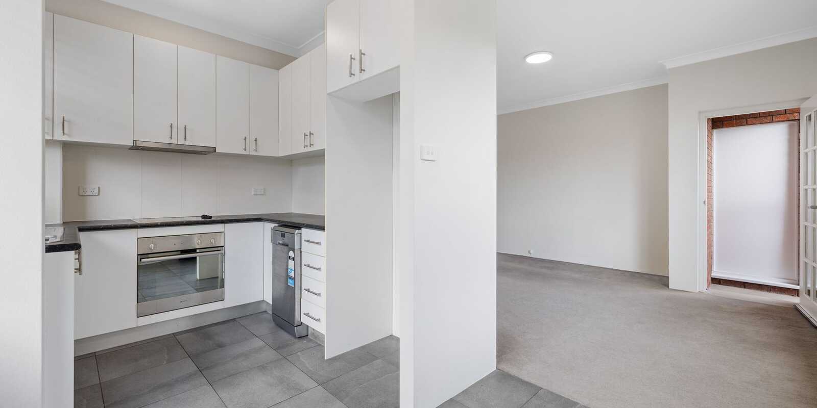 8/16 Murray Street Bronte
