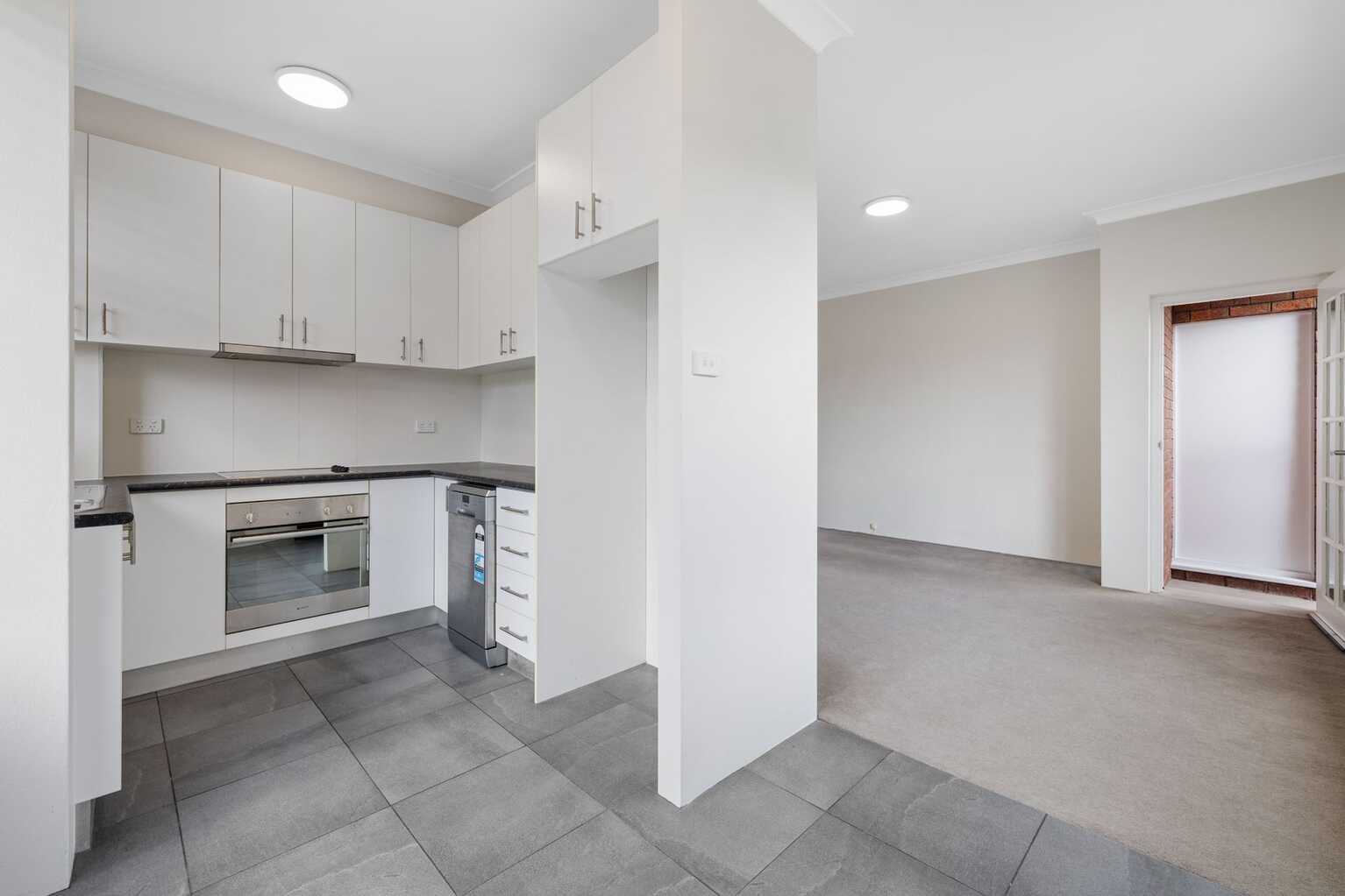 8/16 Murray Street Bronte