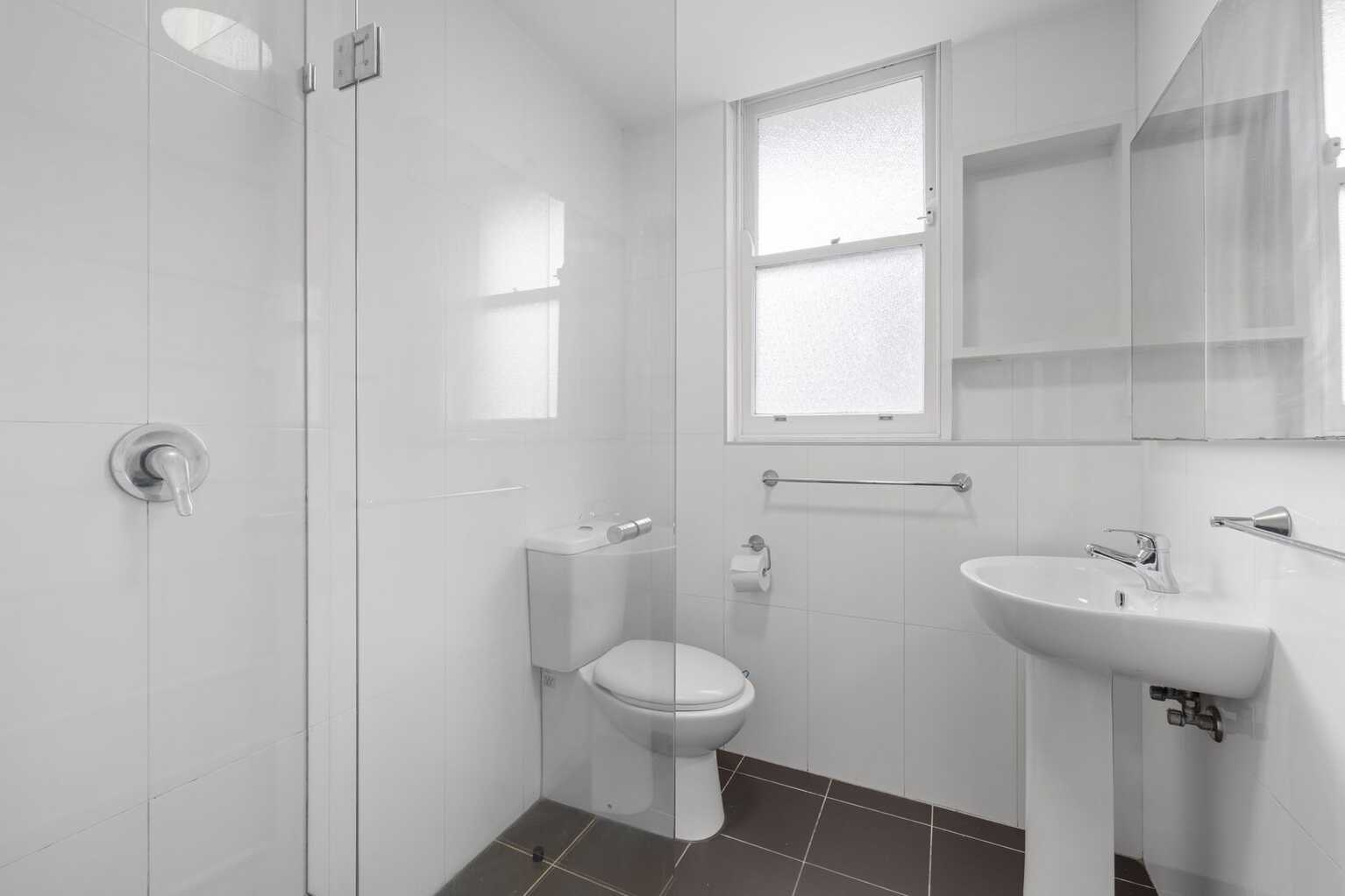 8/16 Murray Street Bronte