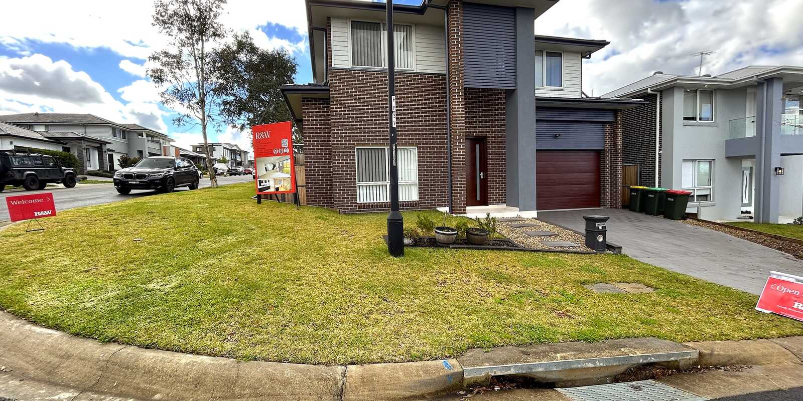 25 Lipizzan Street Box Hill 25 Lipizzan Street Box Hill