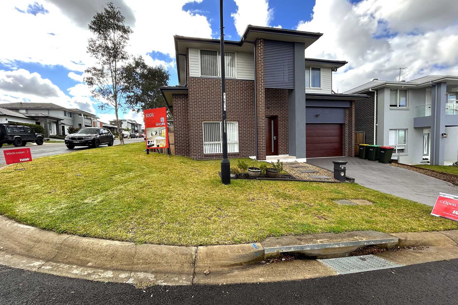 25 Lipizzan Street Box Hill 25 Lipizzan Street Box Hill