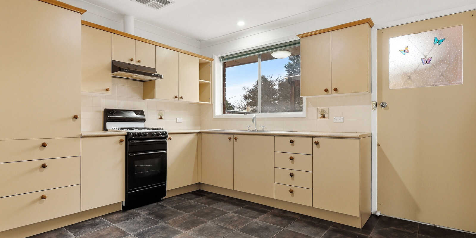 22 Beaconsfield Road Moss Vale 22 Beaconsfield Road Moss Vale