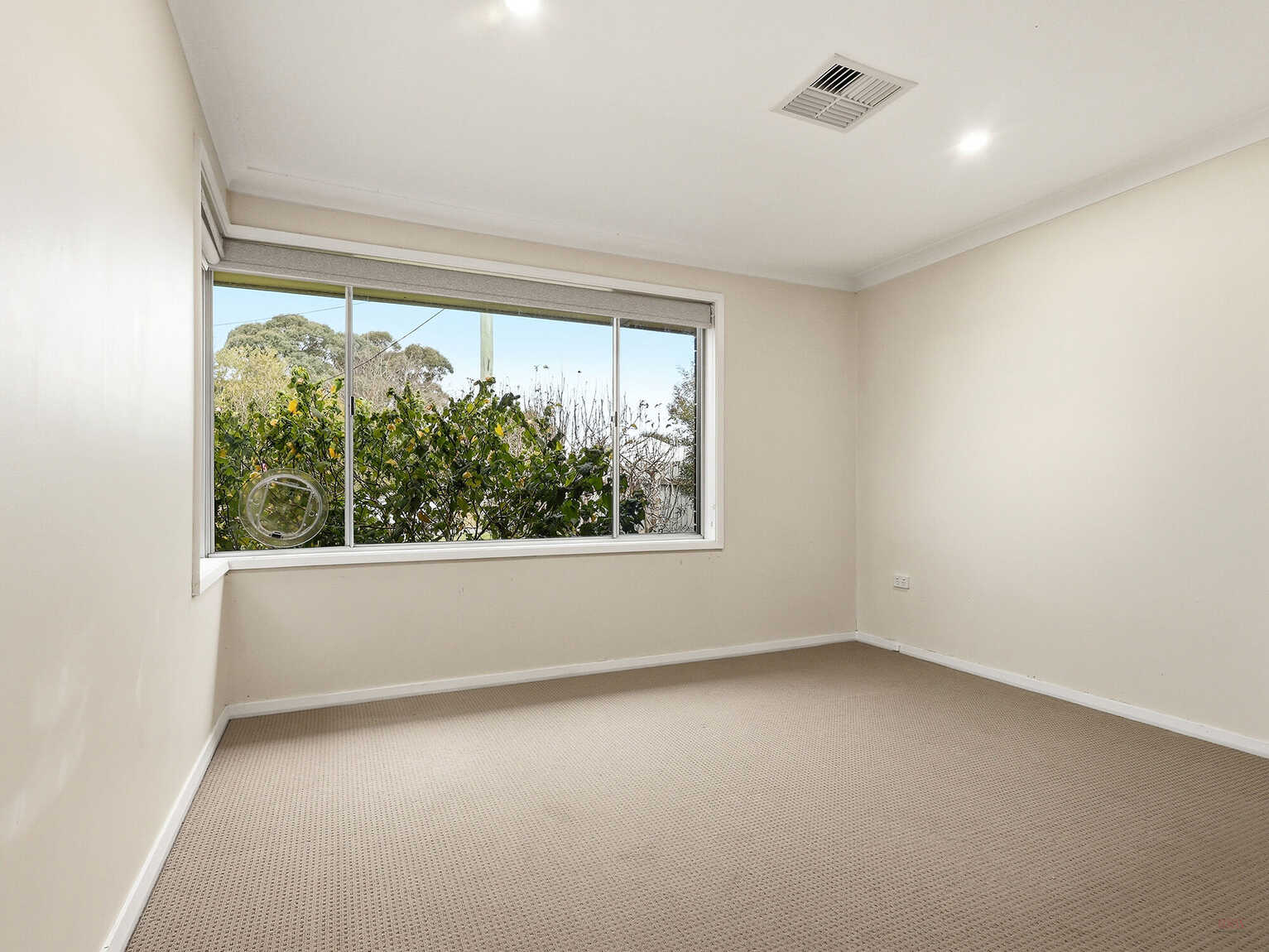 22 Beaconsfield Road Moss Vale 22 Beaconsfield Road Moss Vale