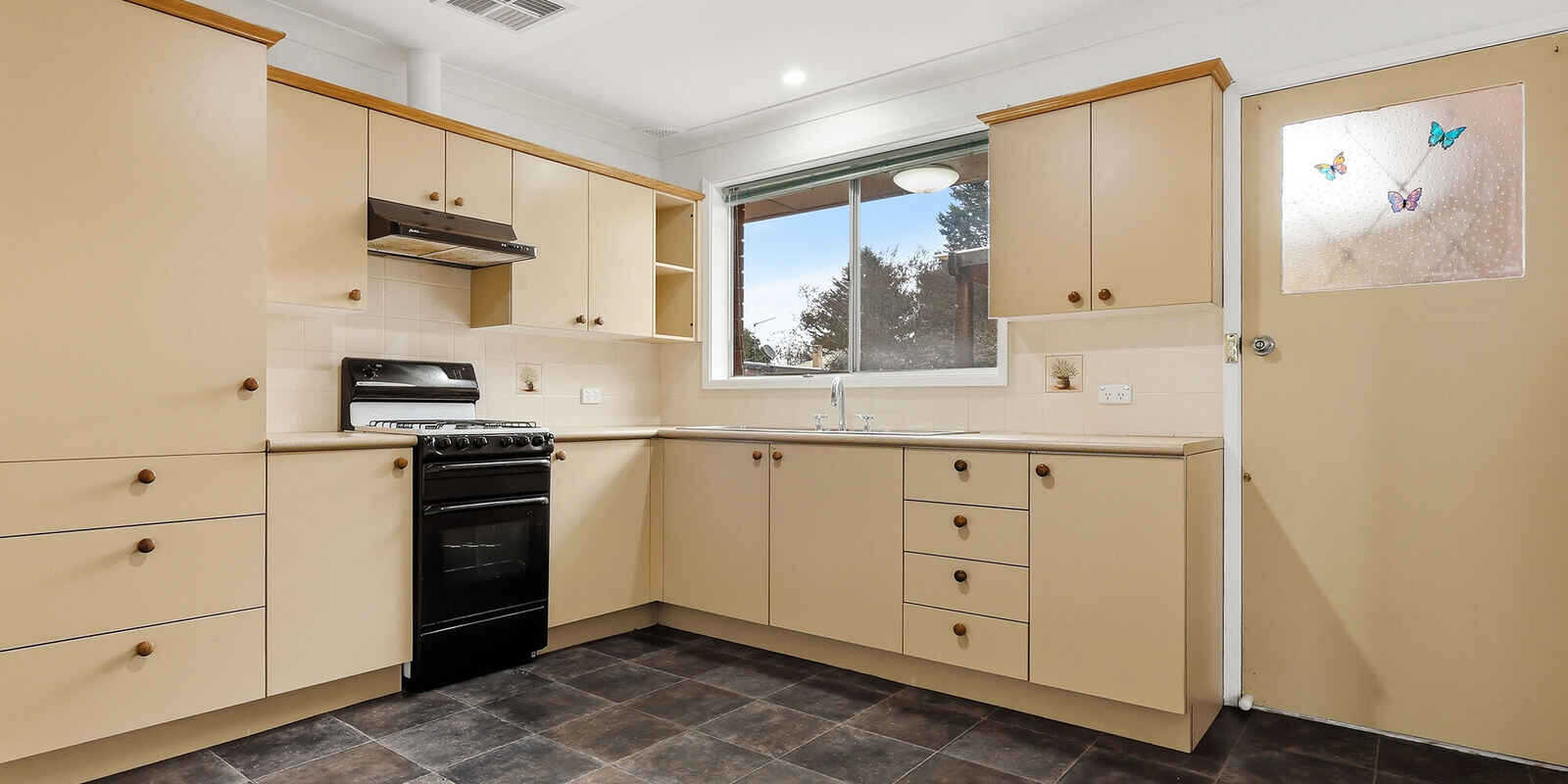 22 Beaconsfield Road Moss Vale 22 Beaconsfield Road Moss Vale