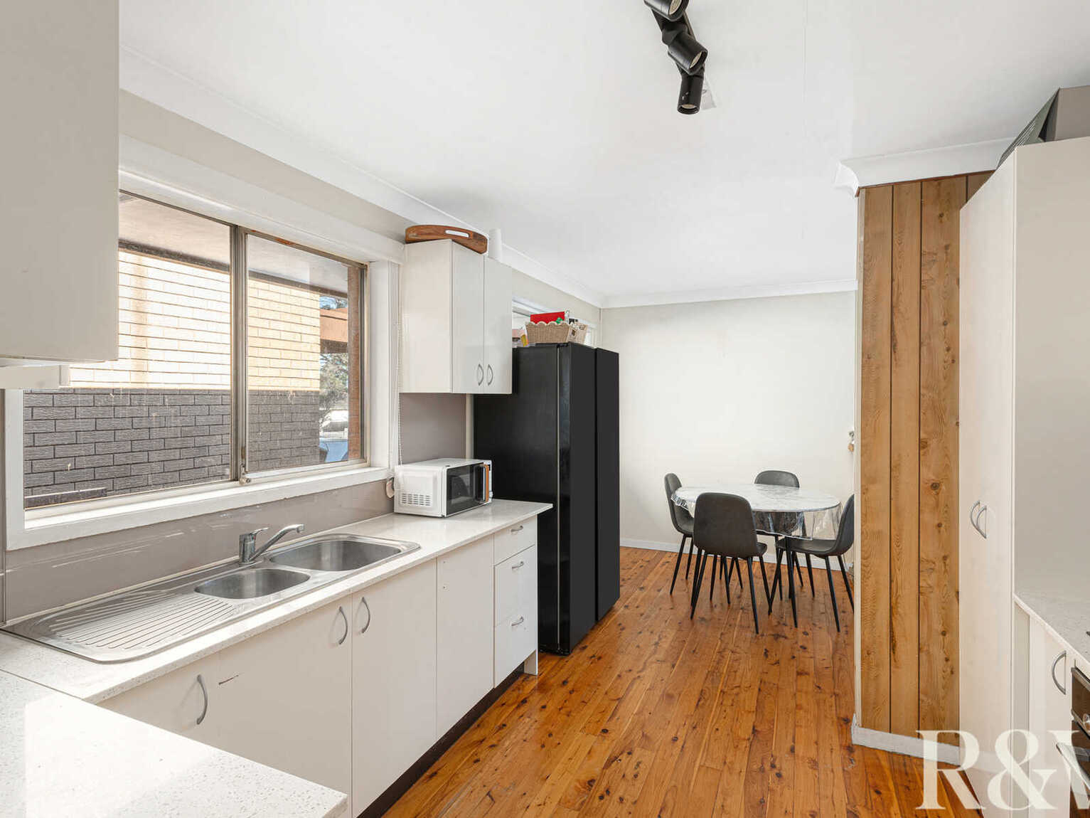 16 Inglis Avenue St Marys 16 Inglis Avenue St Marys