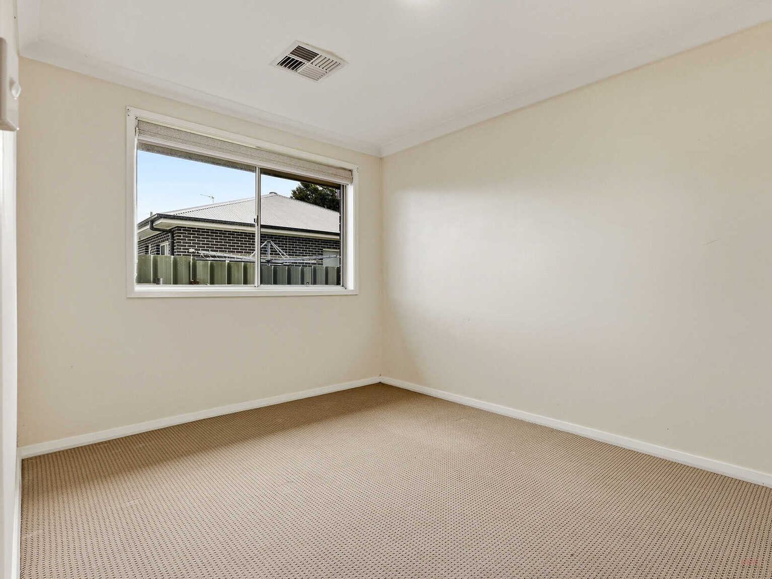 22 Beaconsfield Road Moss Vale 22 Beaconsfield Road Moss Vale