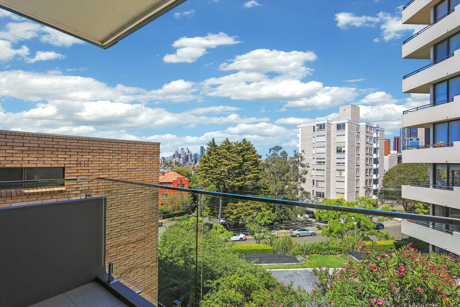 9/108 Ben Boyd Road Neutral Bay