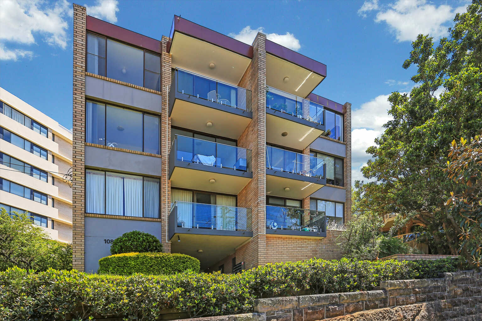 9/108 Ben Boyd Road Neutral Bay
