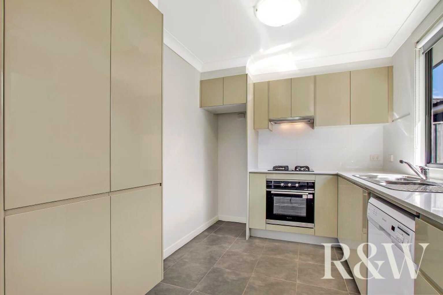 6A Bowerbird Crescent St Clair 6A Bowerbird Crescent St Clair