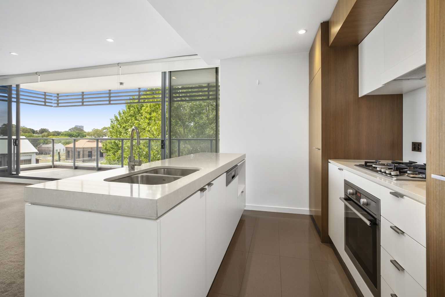 17/830 Bourke Street Waterloo