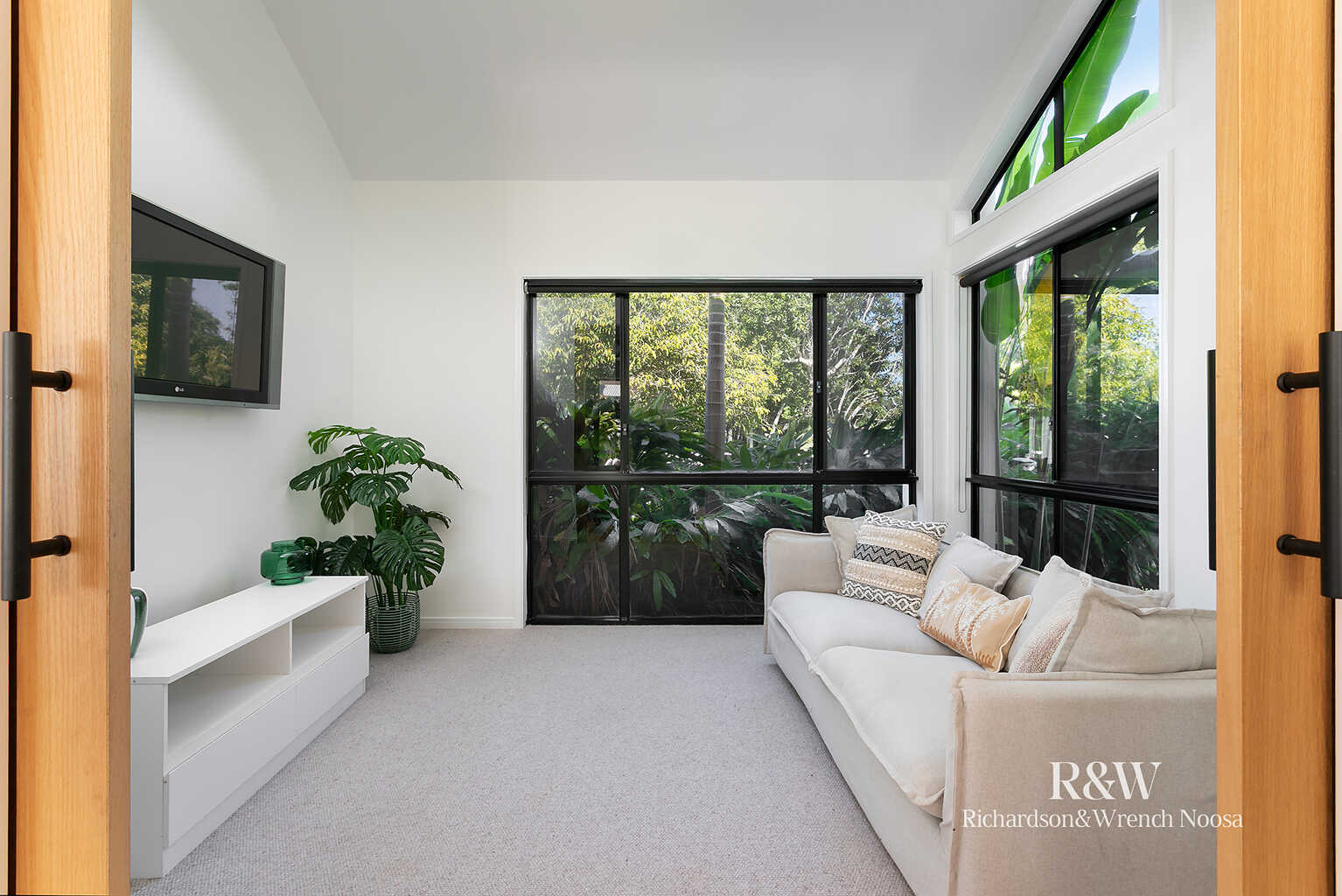 59 Saltwater Avenue Noosaville 59 Saltwater Avenue Noosaville