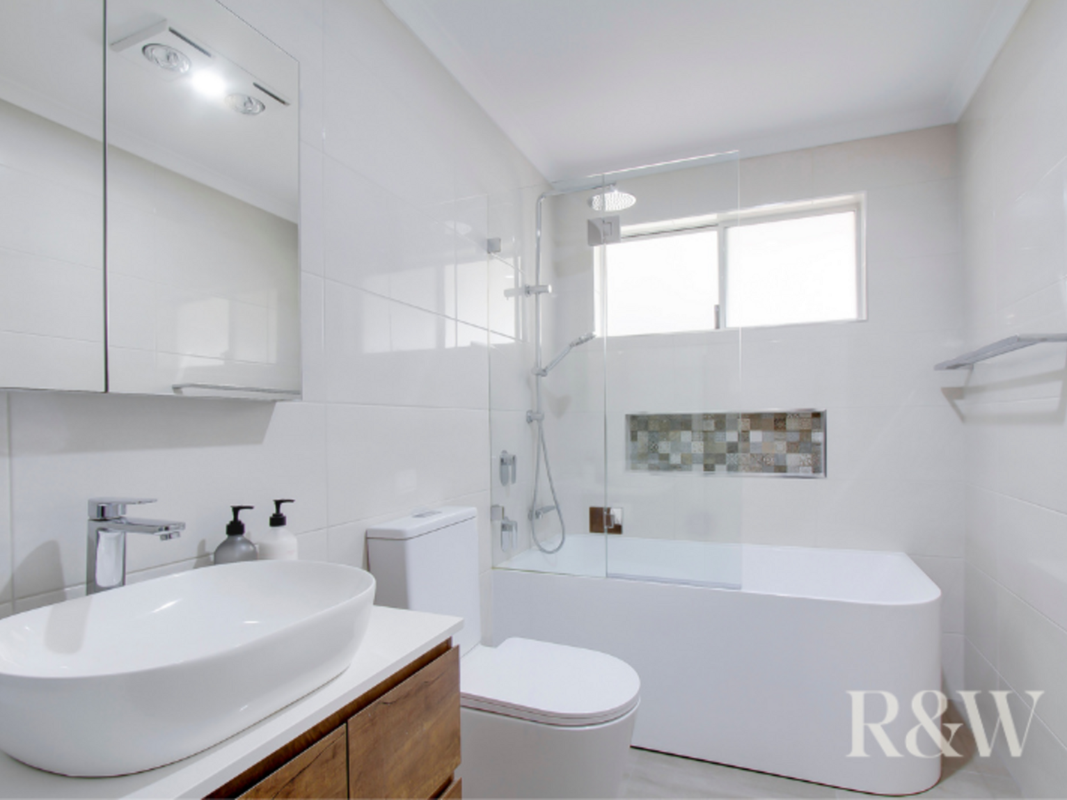 4 Como Close St Clair