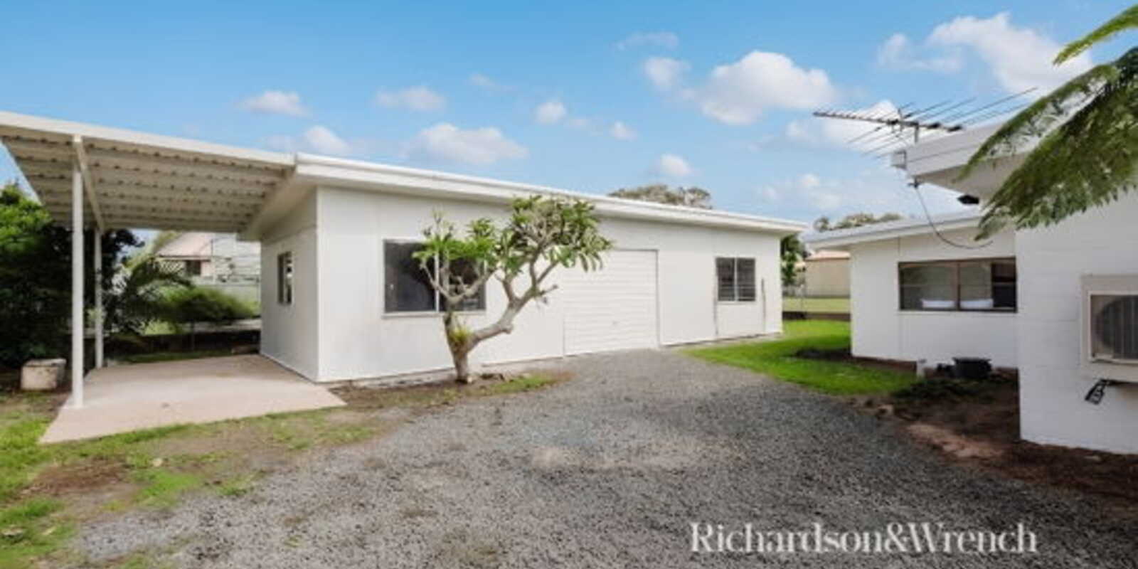 85 Esplanade Toorbul 85 Esplanade Toorbul