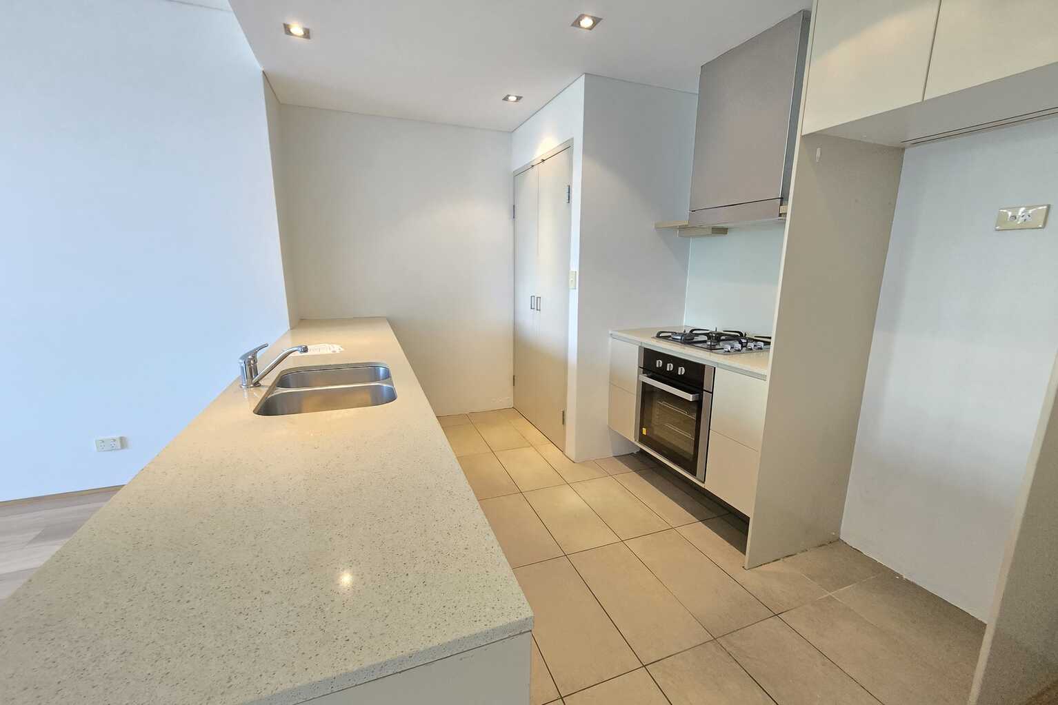 B35/158 Maroubra Road Maroubra