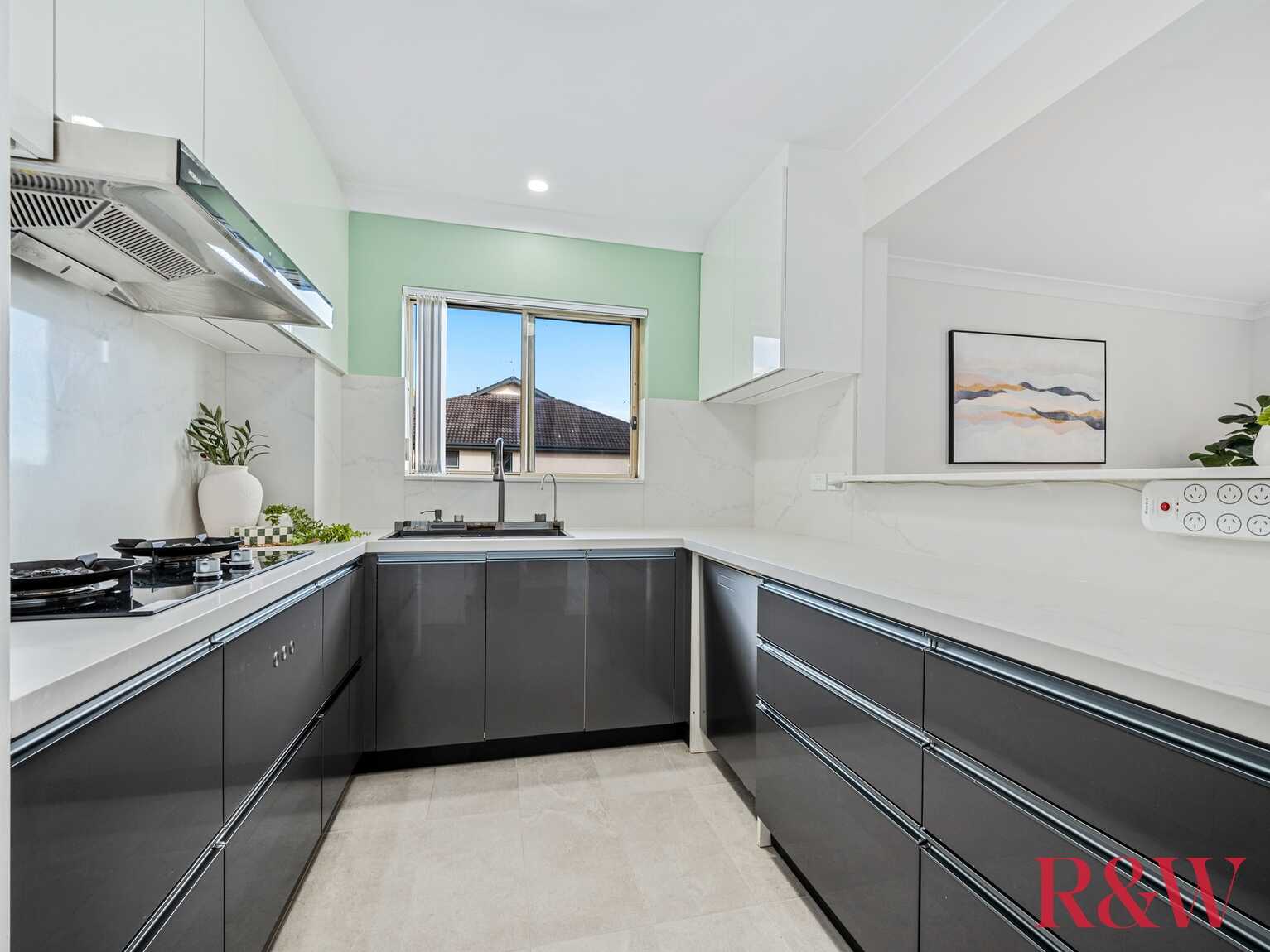 5/1 Bradley Place Liberty Grove