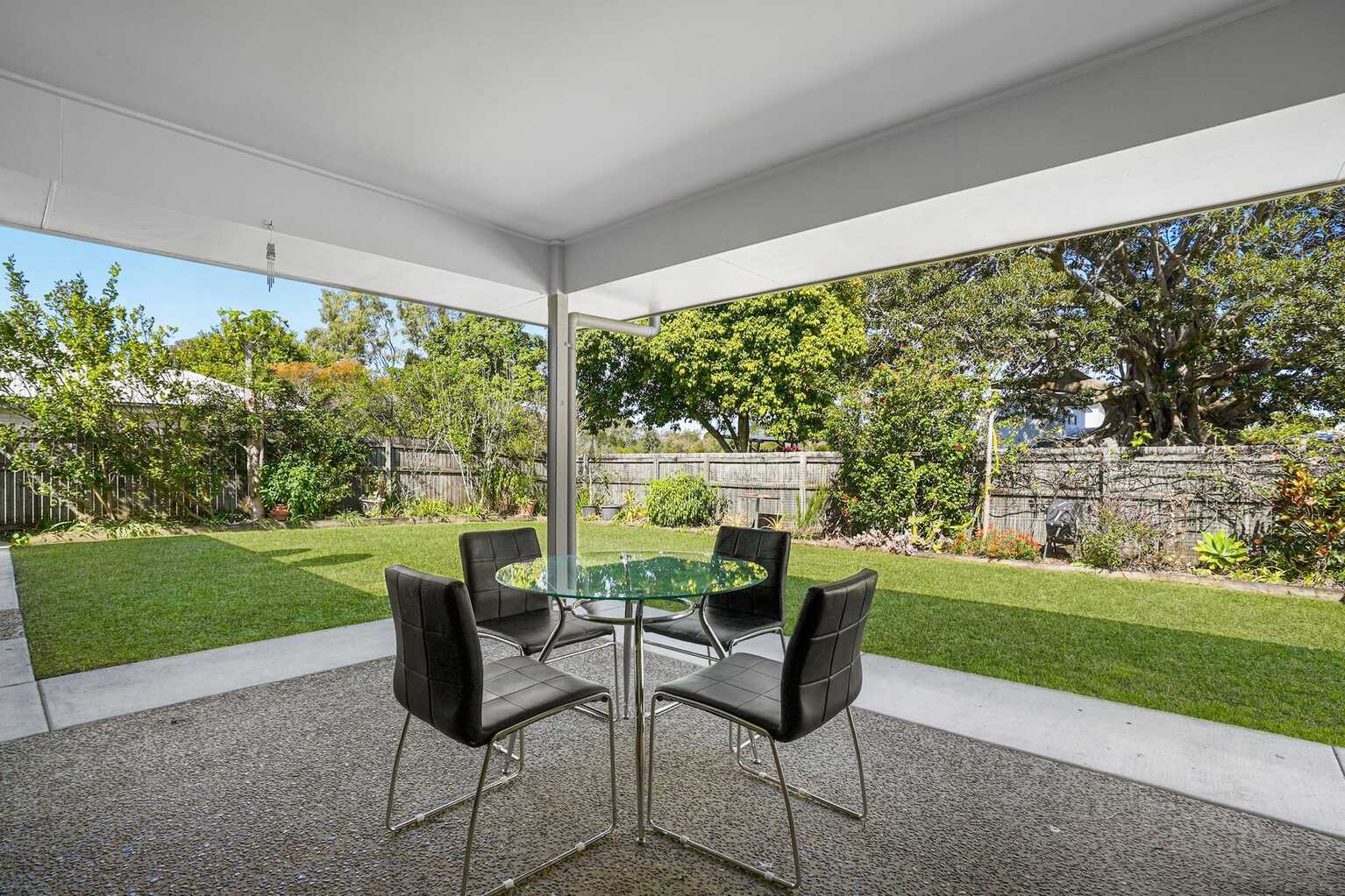 16 Lotus Avenue Bellmere 16 Lotus Avenue Bellmere