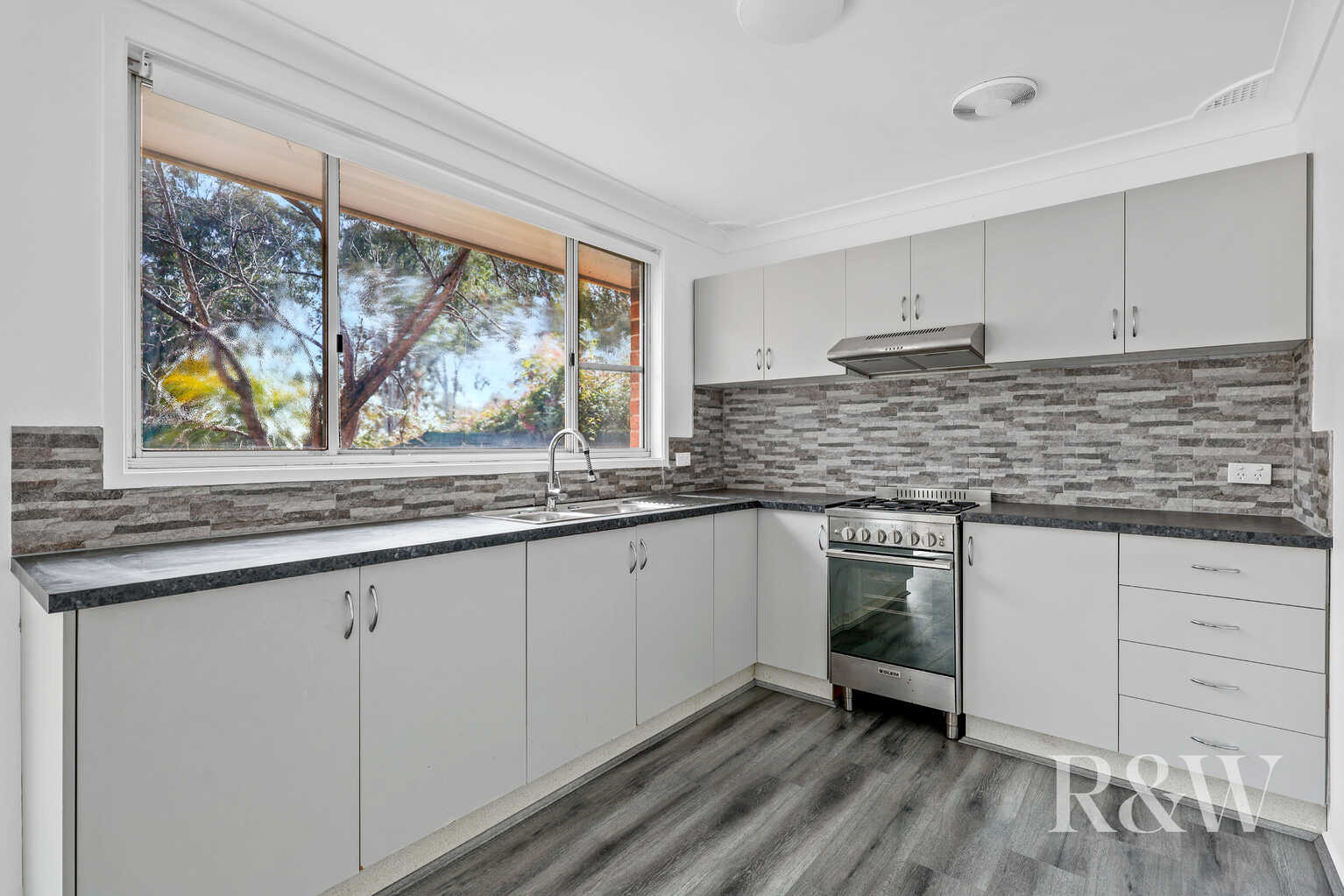 13/23 GERTRUDE ROAD Ingleburn 13/23 GERTRUDE ROAD Ingleburn