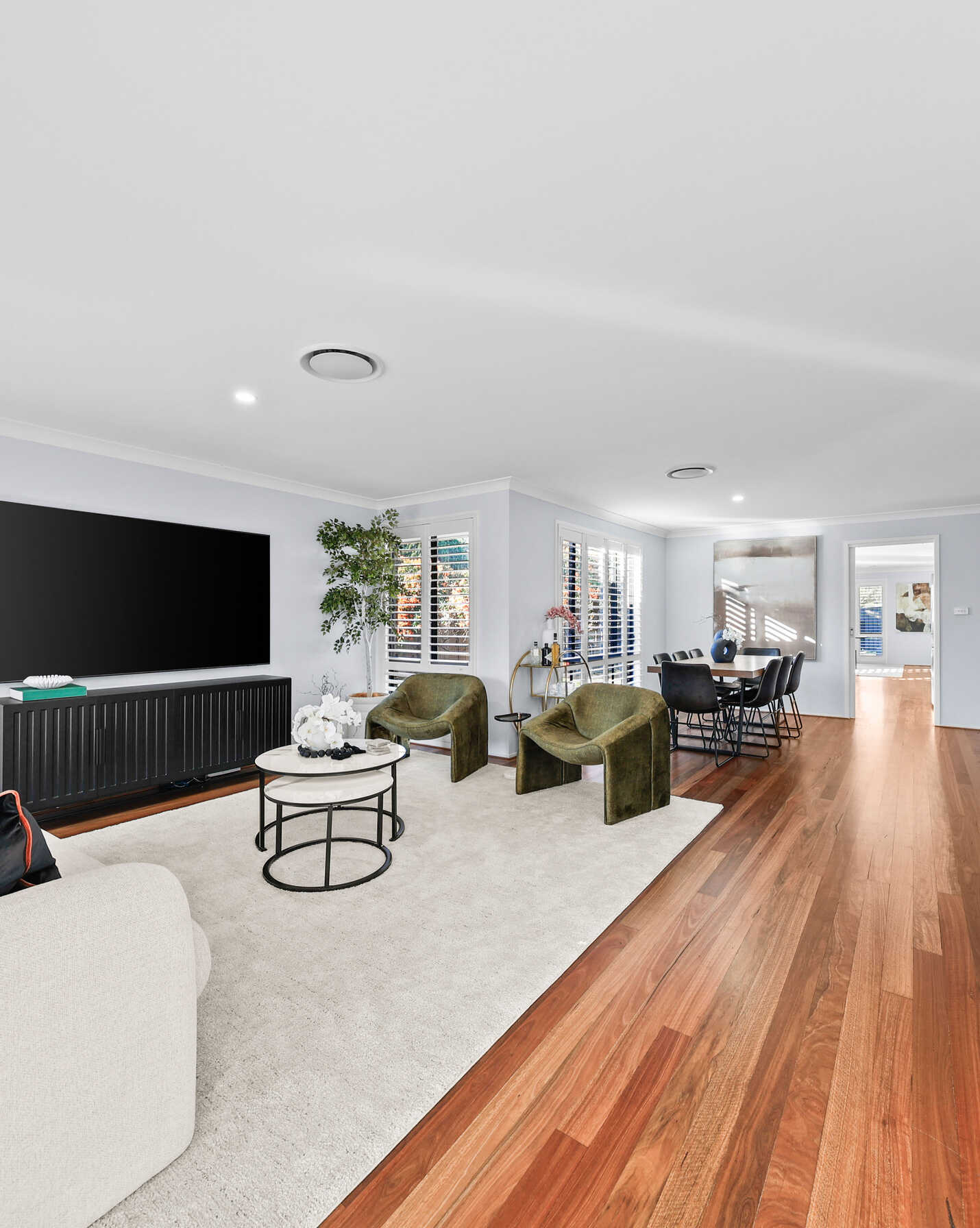 7 GEORGE CALEY PLACE, Mount Annan - Thumbnail 2