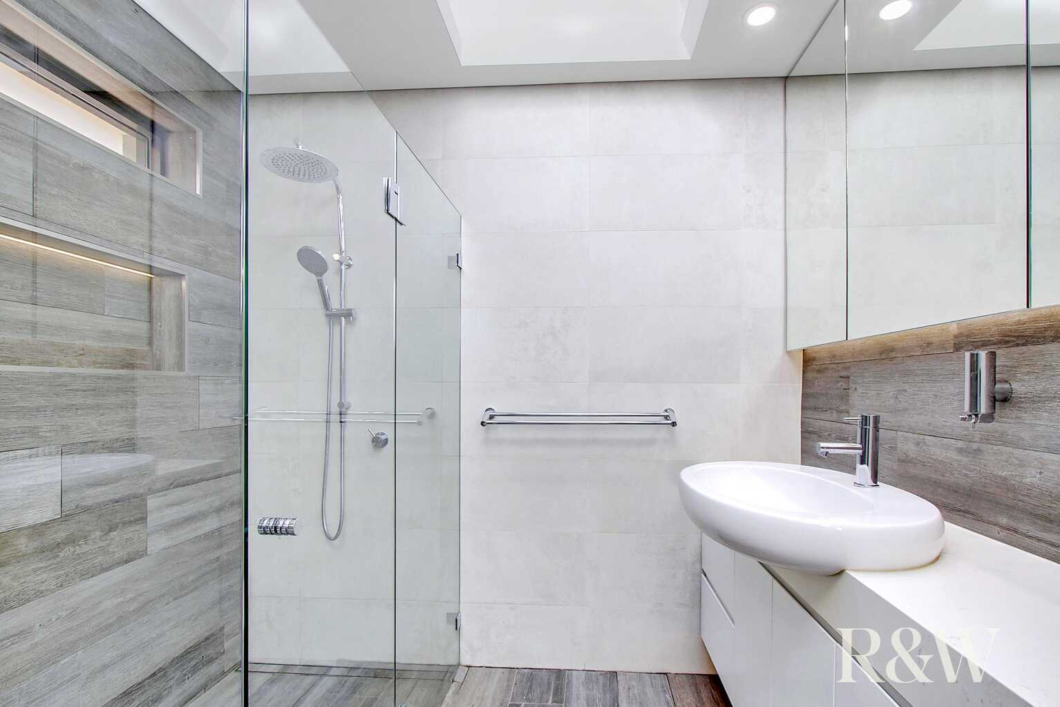 151 Banks Drive St Clair 151 Banks Drive St Clair