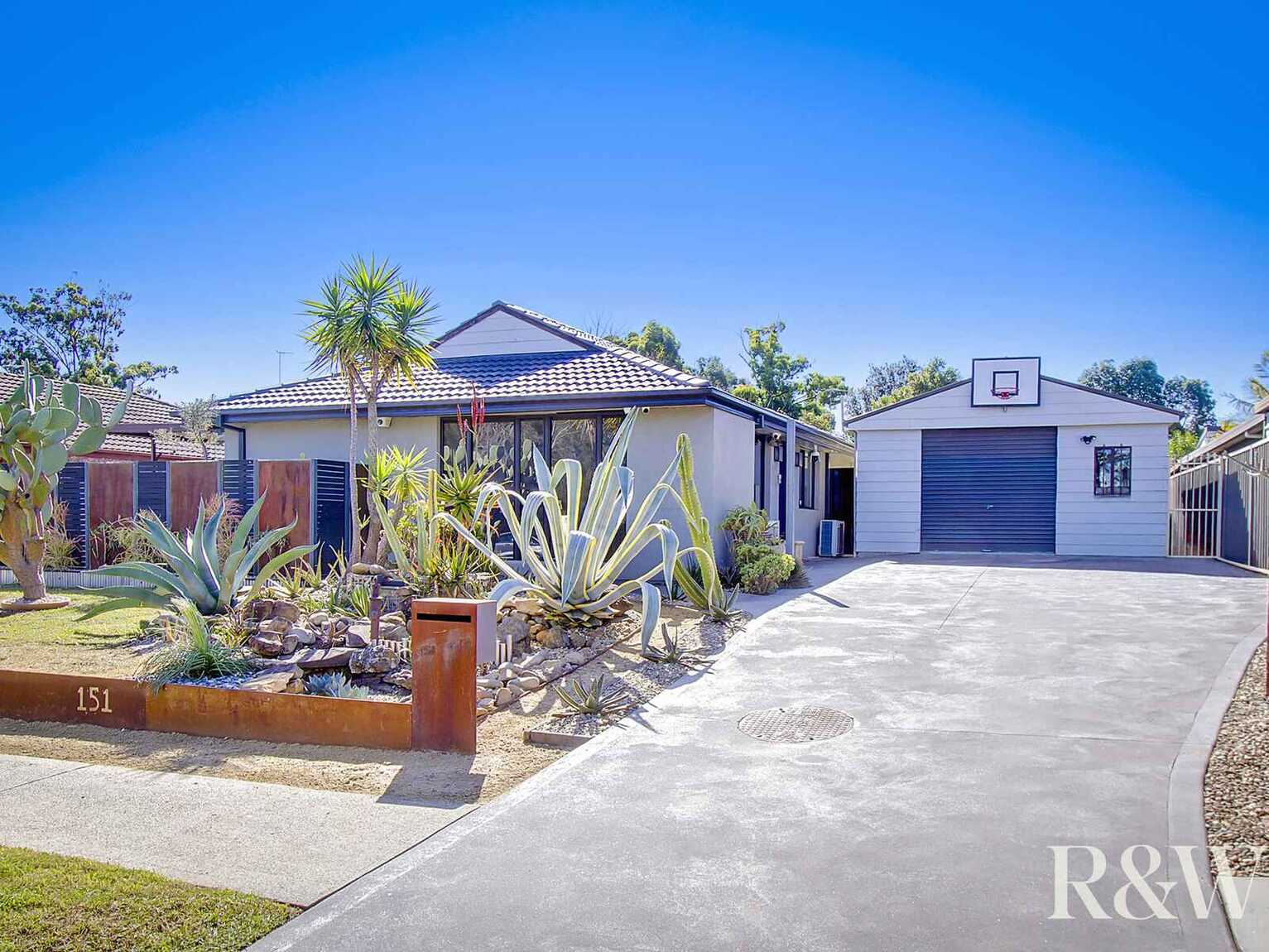 151 Banks Drive St Clair 151 Banks Drive St Clair