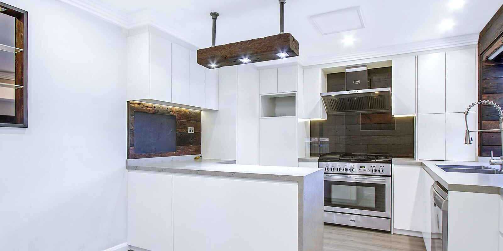151 Banks Drive St Clair 151 Banks Drive St Clair