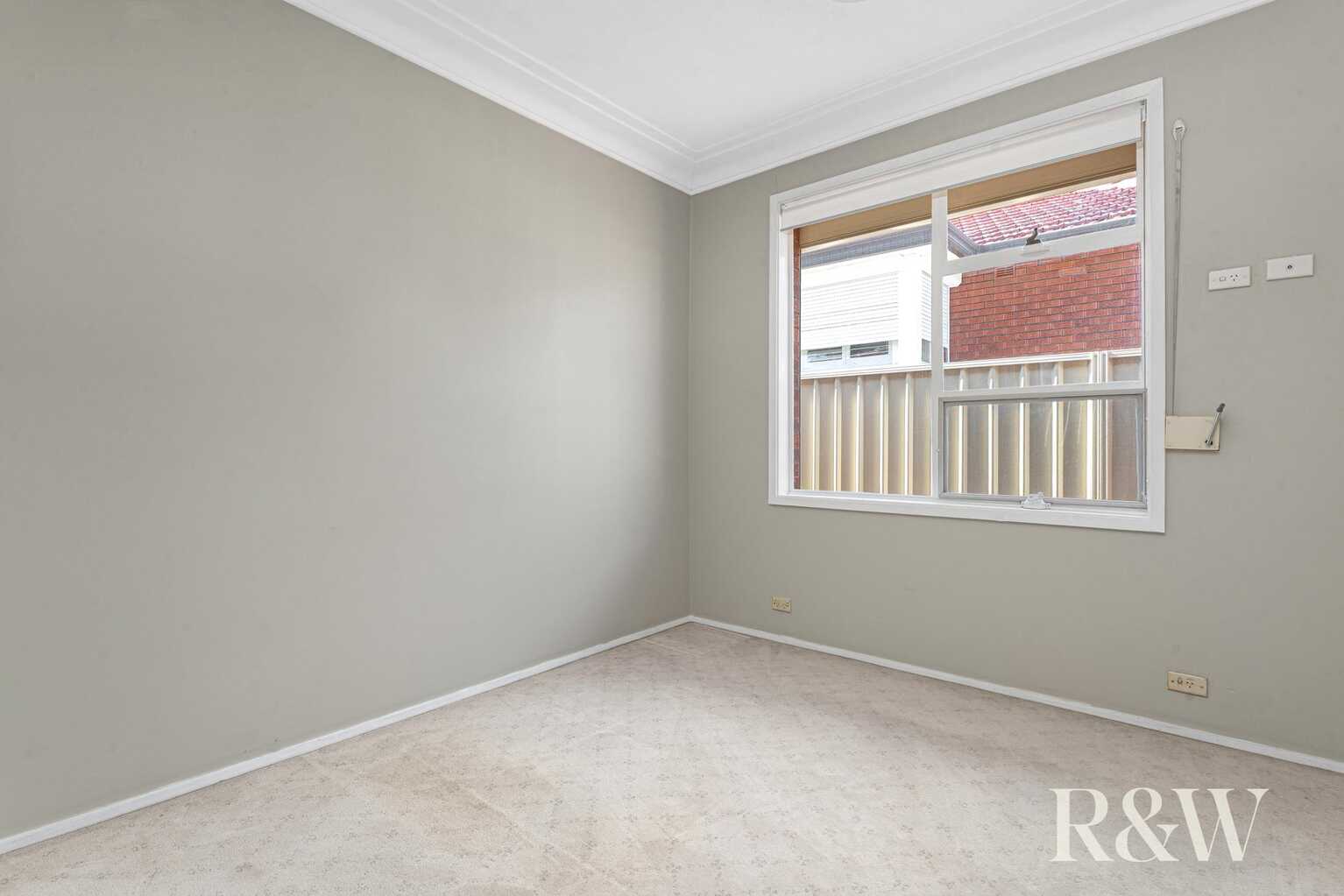 8 Leonard Avenue Greystanes
