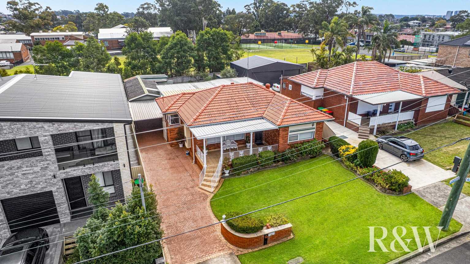 8 Leonard Avenue Greystanes