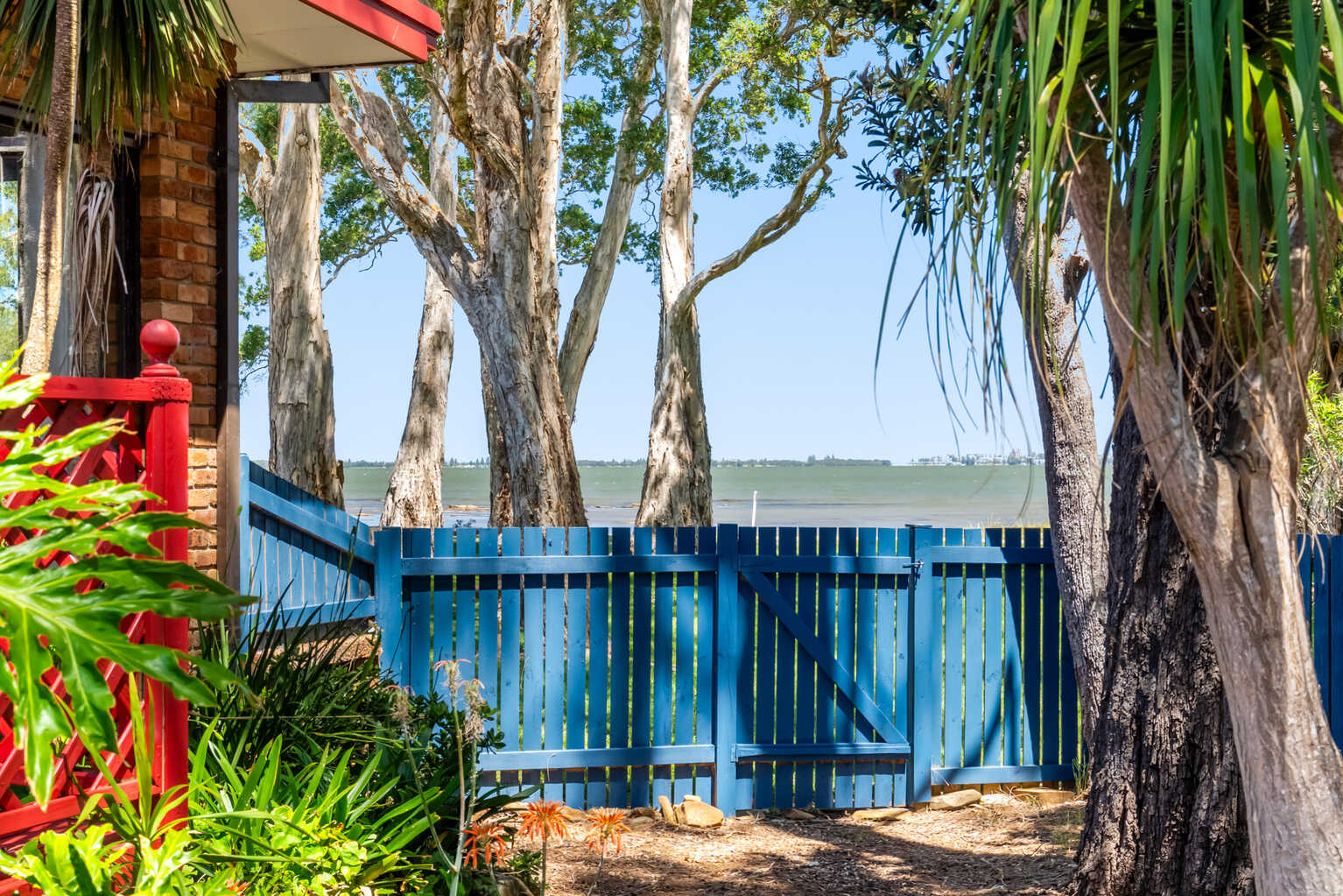 284 Tuggerawong Road Tuggerawong 284 Tuggerawong Road Tuggerawong