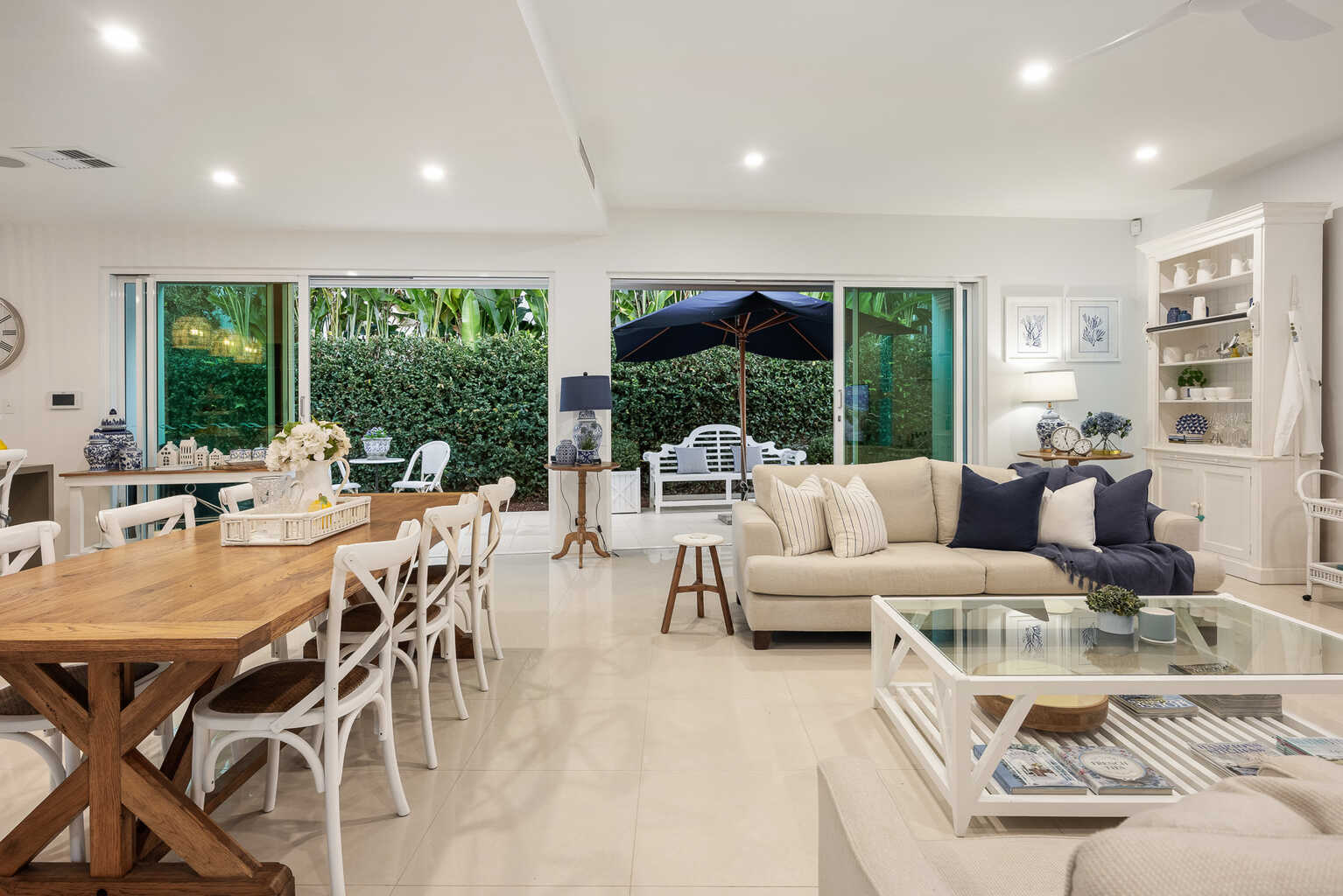 10 Sunset Beach Avenue Yaroomba 10 Sunset Beach Avenue Yaroomba