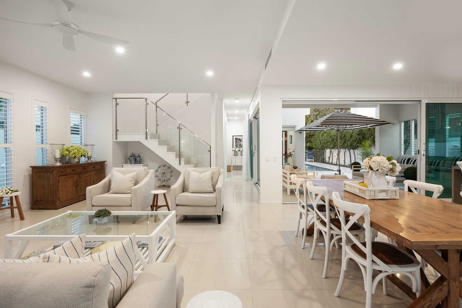 10 Sunset Beach Avenue Yaroomba 10 Sunset Beach Avenue Yaroomba