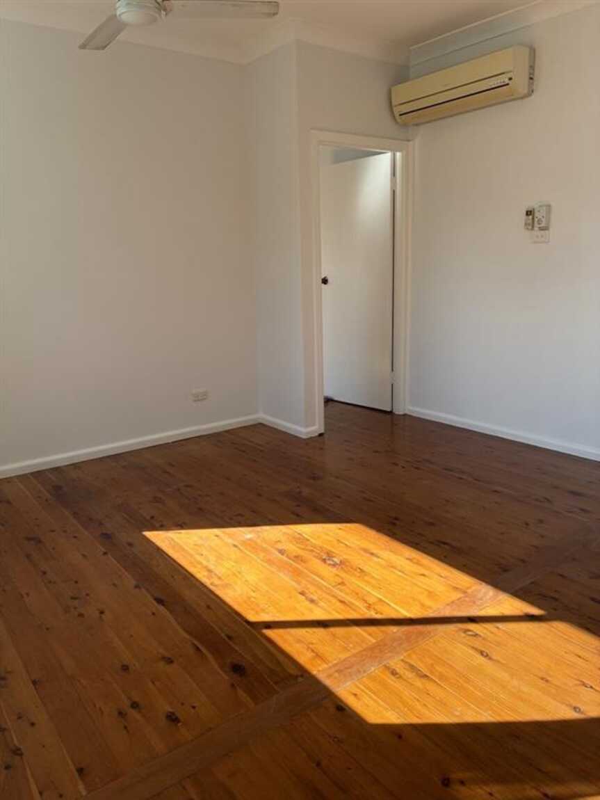 33 Pacey Avenue North Ryde