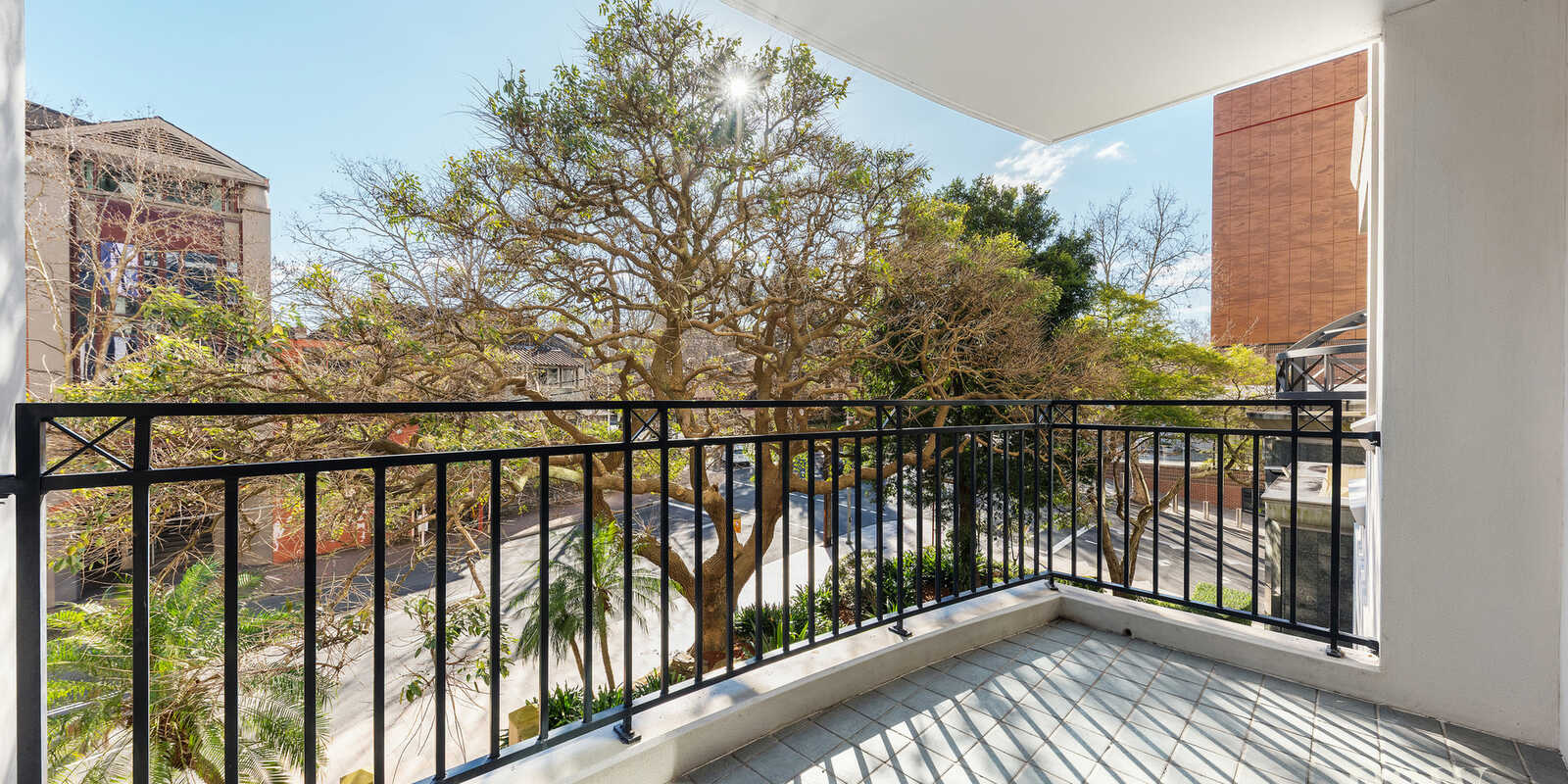 32/237 Miller Street North Sydney 32/237 Miller Street North Sydney